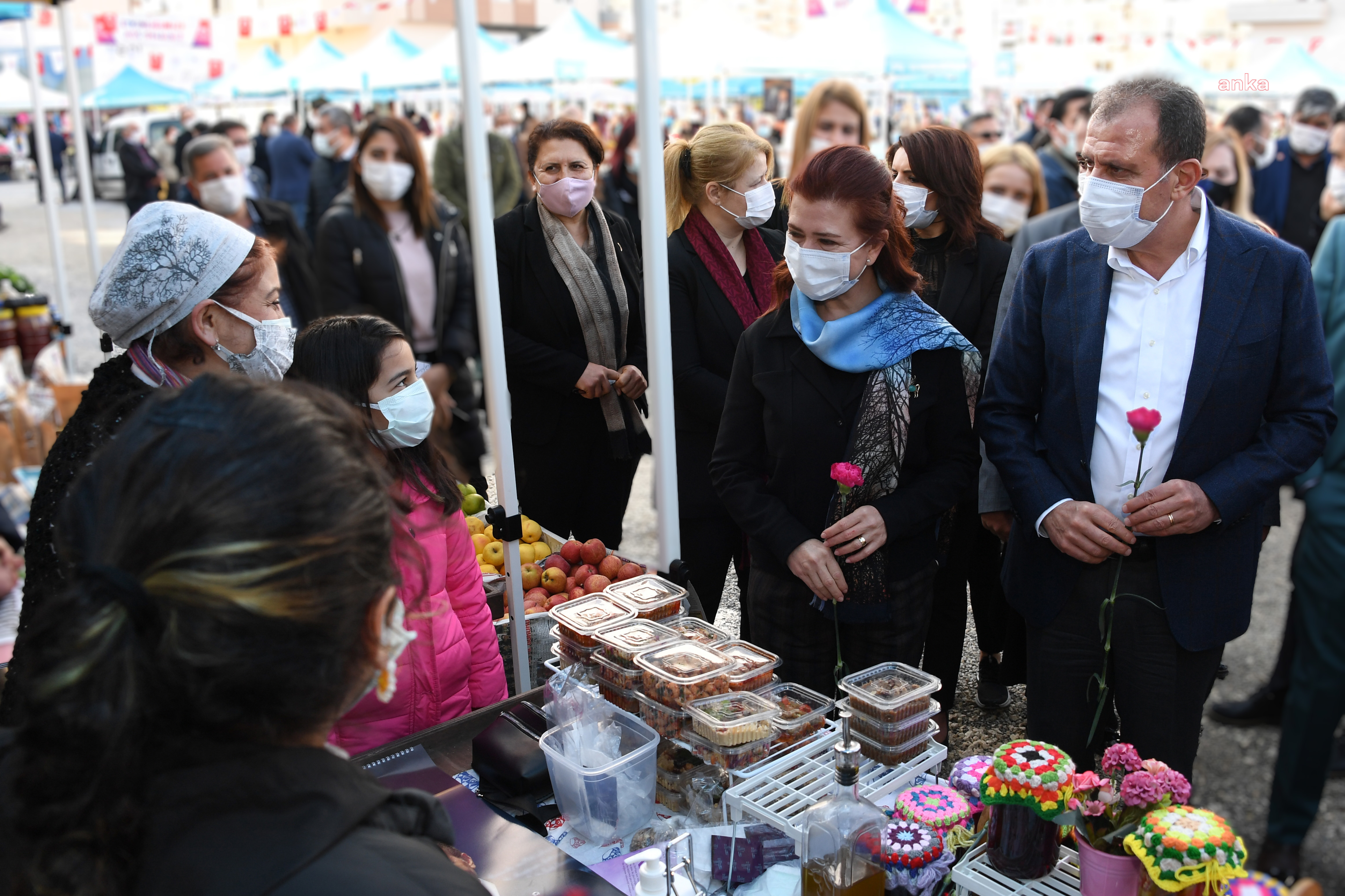 MERSİN'DE KADINLAR BÜYÜKŞEHİRLE, ÜRÜNLERİNİ KAZANCA DÖNÜŞTÜRÜYOR
