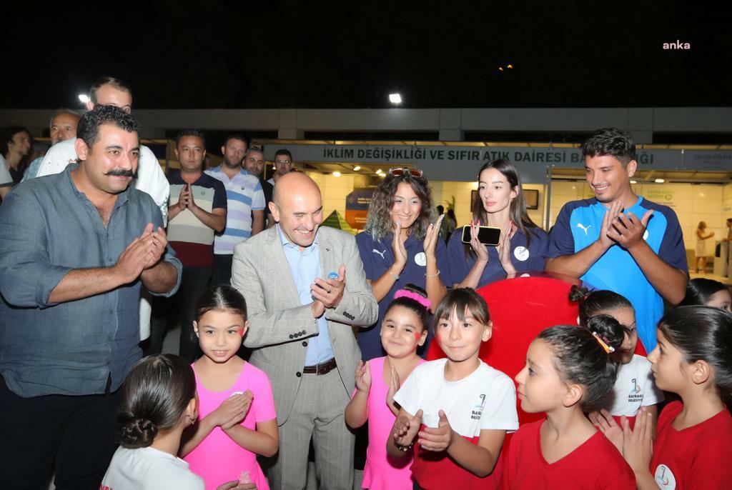 İZMİR FUARI’NDA BAYRAKLI RÜZGARI