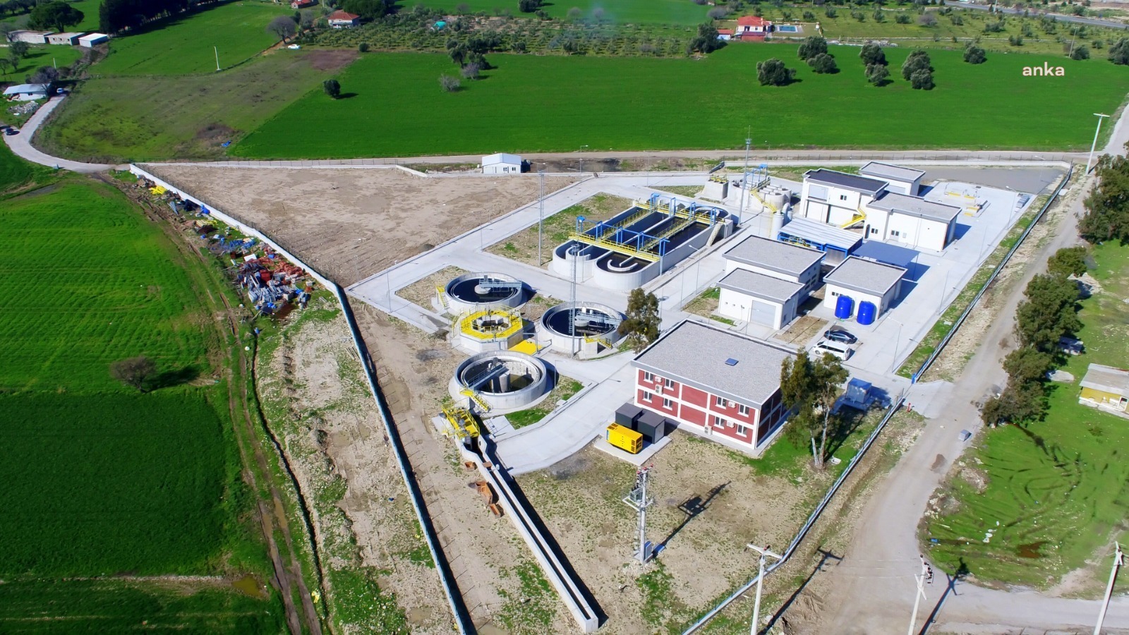 İZSU'DAN FOÇA BAĞARASI'NA 170 MİLYON LİRALIK YATIRIM