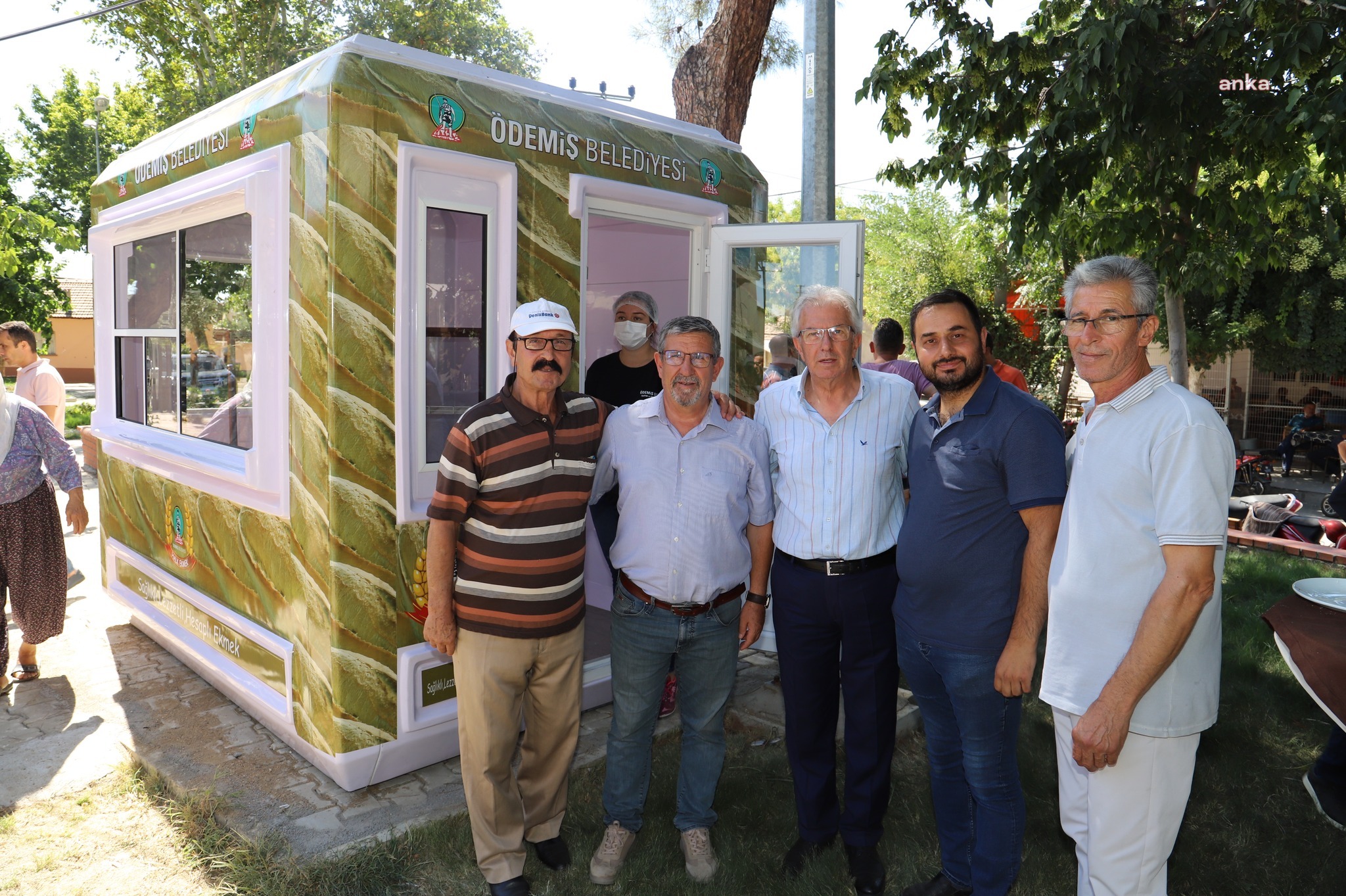 ÖDEMİŞ’TE HALK EKMEK BÜFELERİ FAALİYETE GEÇTİ