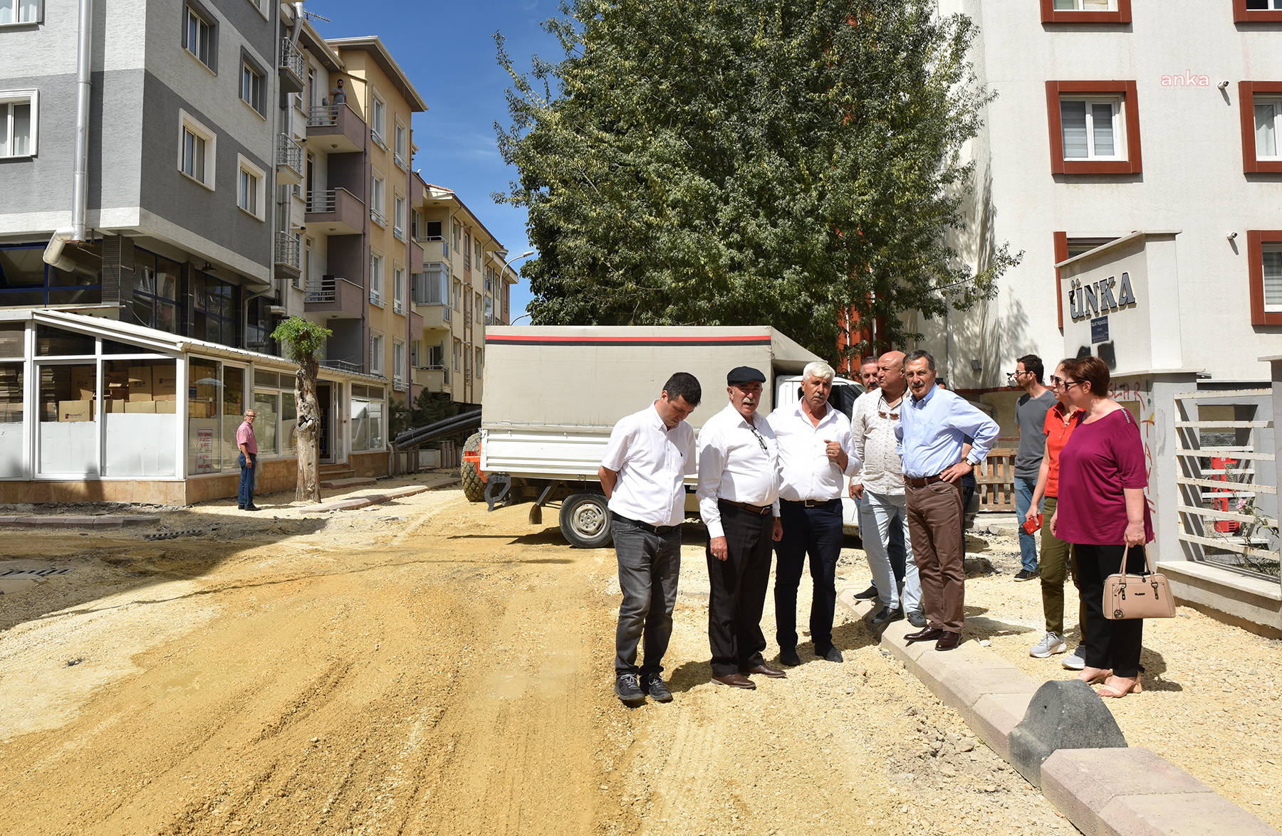 TEPEBAŞI BELEDİYE BAŞKANI ATAÇ, BAHÇELİEVLER VE GÜLLÜK’TE ÇALIŞMALARI İNCELEDİ