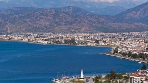 MUÇEV’İN FETHİYE’DEKİ TEKNE BAĞLAMA PROJESİ’NE MAHKEME “DUR” DEDİ