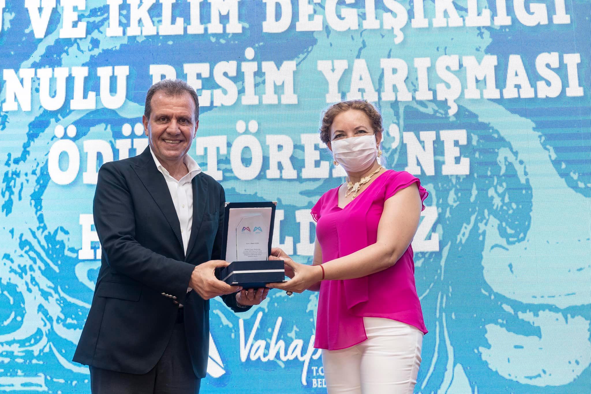 VAHAP SEÇER: “BERDAN BARAJI’NDA ÜRETİLEN HER 100 LİTRE SUYUN 49 LİTRESİ KAYIP”