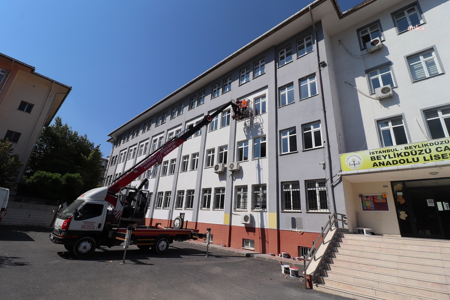 BEYLİKDÜZÜ’NDE OKULLAR YENİ EĞİTİM ÖĞRETİM YILINA HAZIR