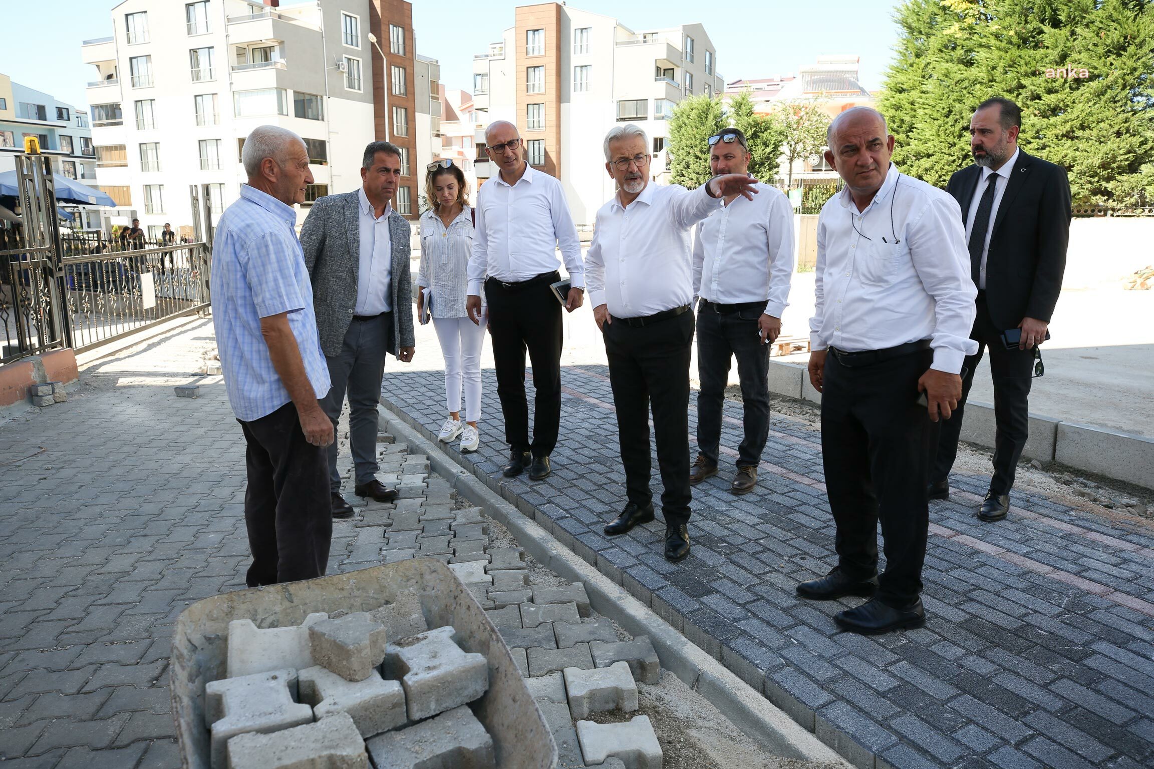 NİLÜFER BELEDİYE BAŞKANI ERDEM, ASFALT ÇALIŞMALARINI YERİNDE İNCELEDİ