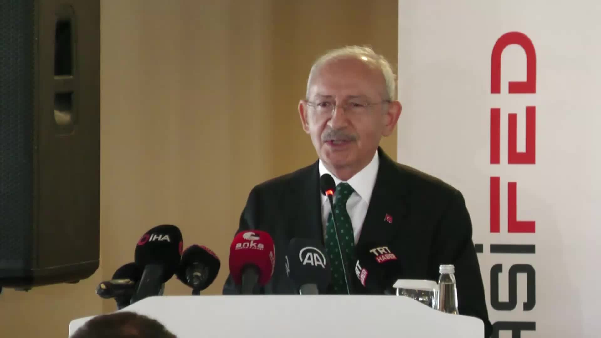 KILIÇDAROĞLU’NDAN İŞ DÜNYASINA: "SAKIN KARAMSAR OLMAYIN. KOCATEPE’YE ÇIKTIĞIMDA NEDEN KARAMSAR OLMAMAMIZ GEREKTİĞİNİ BİRAZ DAHA ANLADIM VE YÜREĞİME YERLEŞTİRDİM”