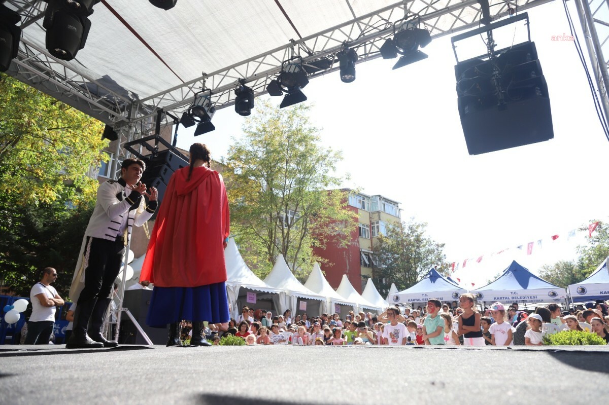 KARTAL'DA, 'ULUSLARARASI ÇOCUK EDEBİYATI FESTİVALİ'NİN AÇILIŞI DÜN YAPILDI