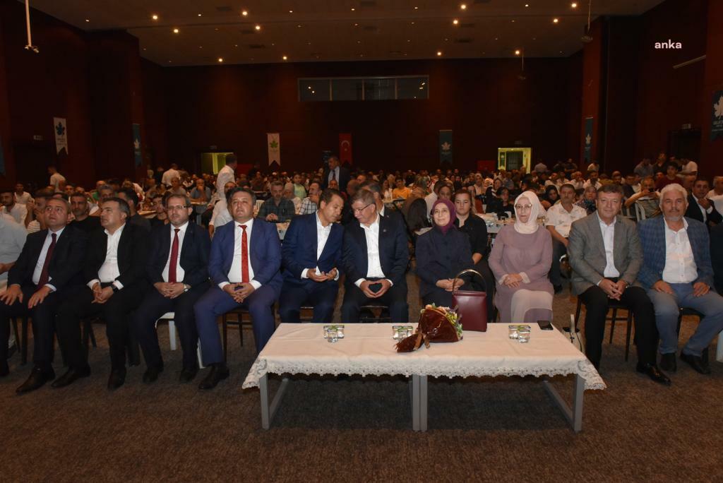 GELECEK PARTİSİ’NE BİN YENİ ÜYE KATILDI