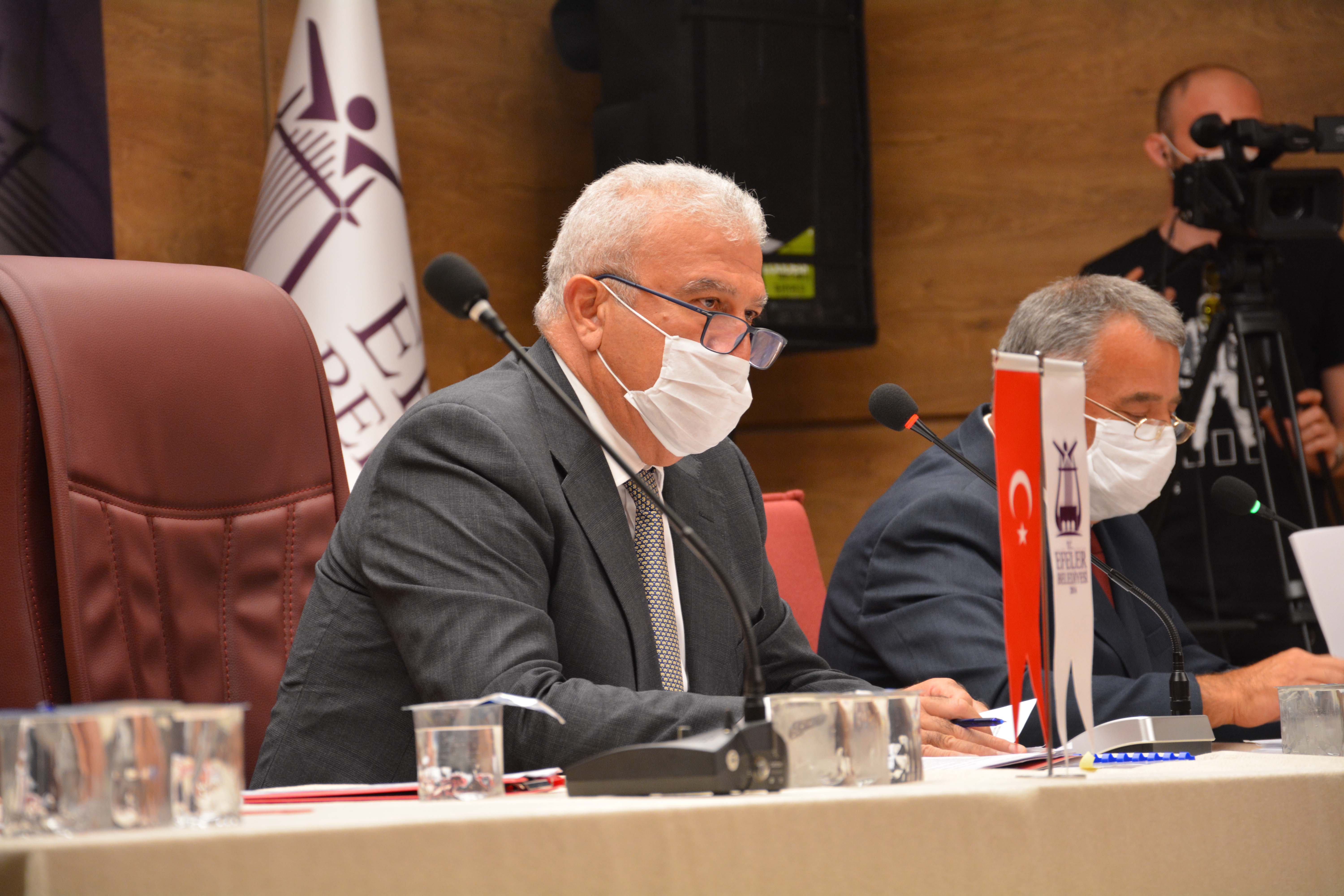 EFELER’DEN AYDIN’IN ALTIN KIZINA ÖDÜL