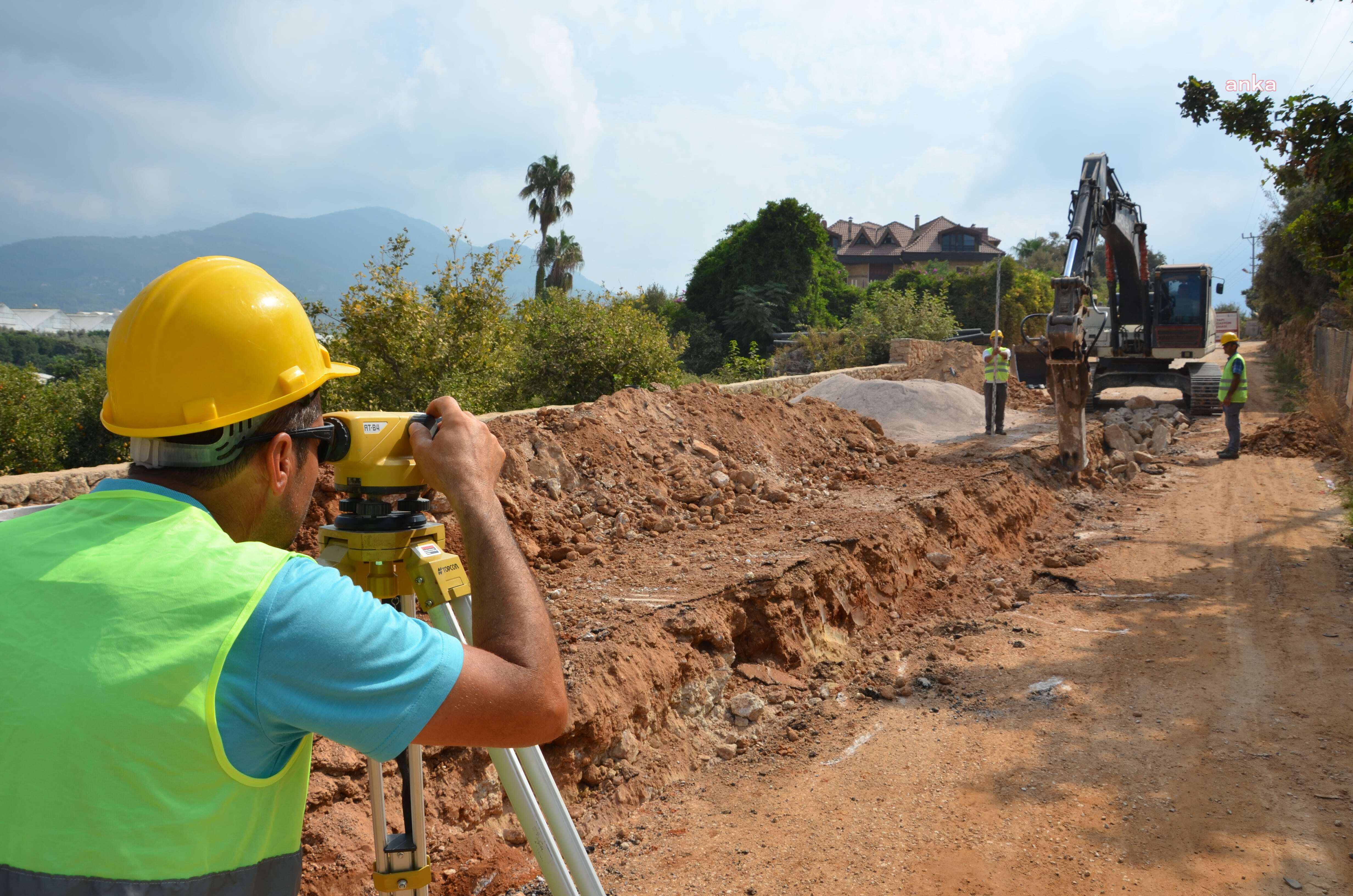 ANTALYA BÜYÜKŞEHİR'DEN ALANYA OBA MAHALLESİ’NE BİN 200 METRELİK KANALİZASYON