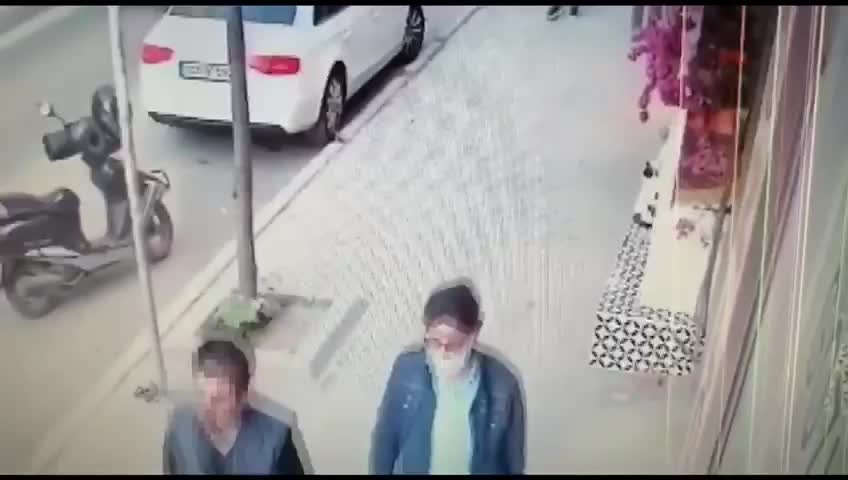 İSTANBUL'DA YAKALANAN IŞİD YÖNETİCİSİNİN TAKİP GÖRÜNTÜLERİ ORTAYA ÇIKTI