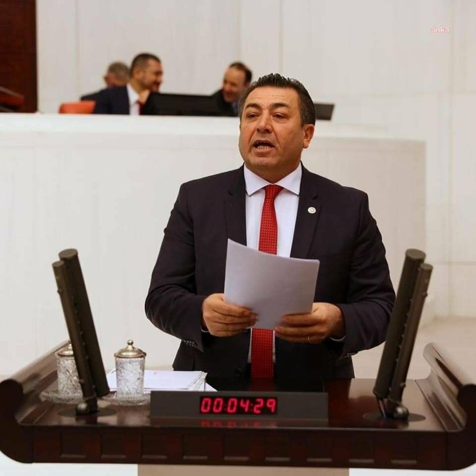 MÜRSEL ALBAN, TÜİK’İN “İSTATİSTİKLERLE TÜRKİYE 2021” İSİMLİ KİTAPÇIĞINI İADE ETTİ: "TÜİK, BİR SARAY KURUMU HALİNE DÖNÜŞMÜŞTÜR"