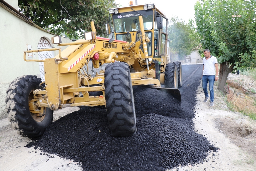 SAFRANBOLU BELEDİYESİ YOL ÇALIŞMALARINI SÜRDÜRÜYOR