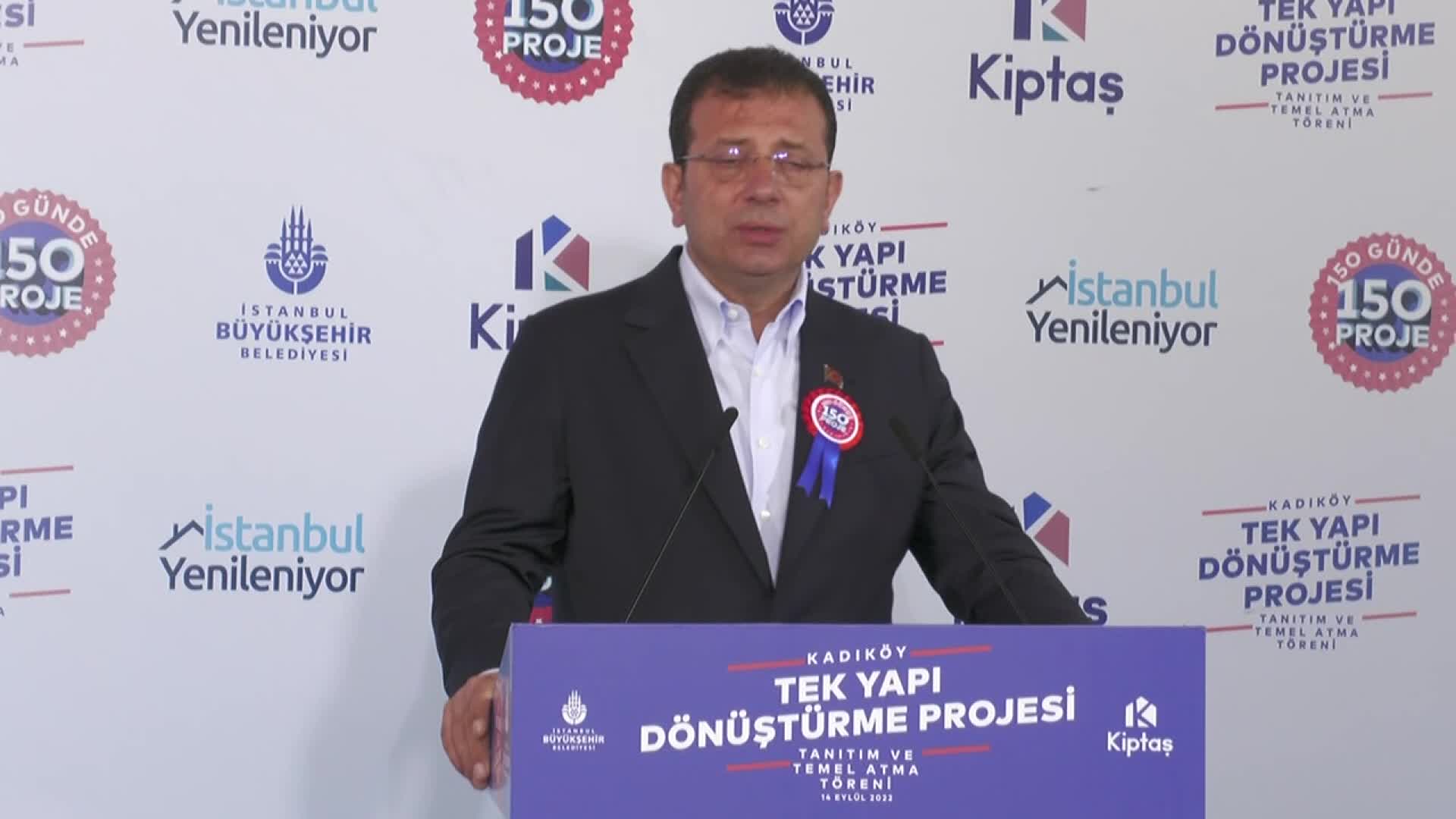 İMAMOĞLU’NDAN “DEPREM KOORDİNASYON KURULU” ÇAĞRISI: “BU İŞİN SİYASETİ YOK. BU İŞİN A, B, C PARTİSİNE AİT İLÇE BELEDİYE BAŞKANI DİYE BİR KAVRAMI YOK"