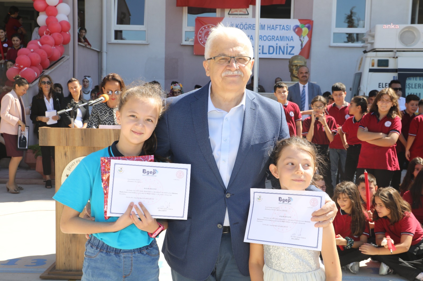 İLKÖĞRETİM HAFTASI BURHANİYE’DE KUTLANDI