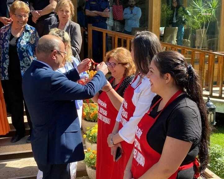 KIRŞEHİR BELEDİYE BAŞKANI EKİCİOĞLU, “AHİ SOFRASI” YÖRESEL YEMEK YARIŞMASI PROGRAMINA KATILDI