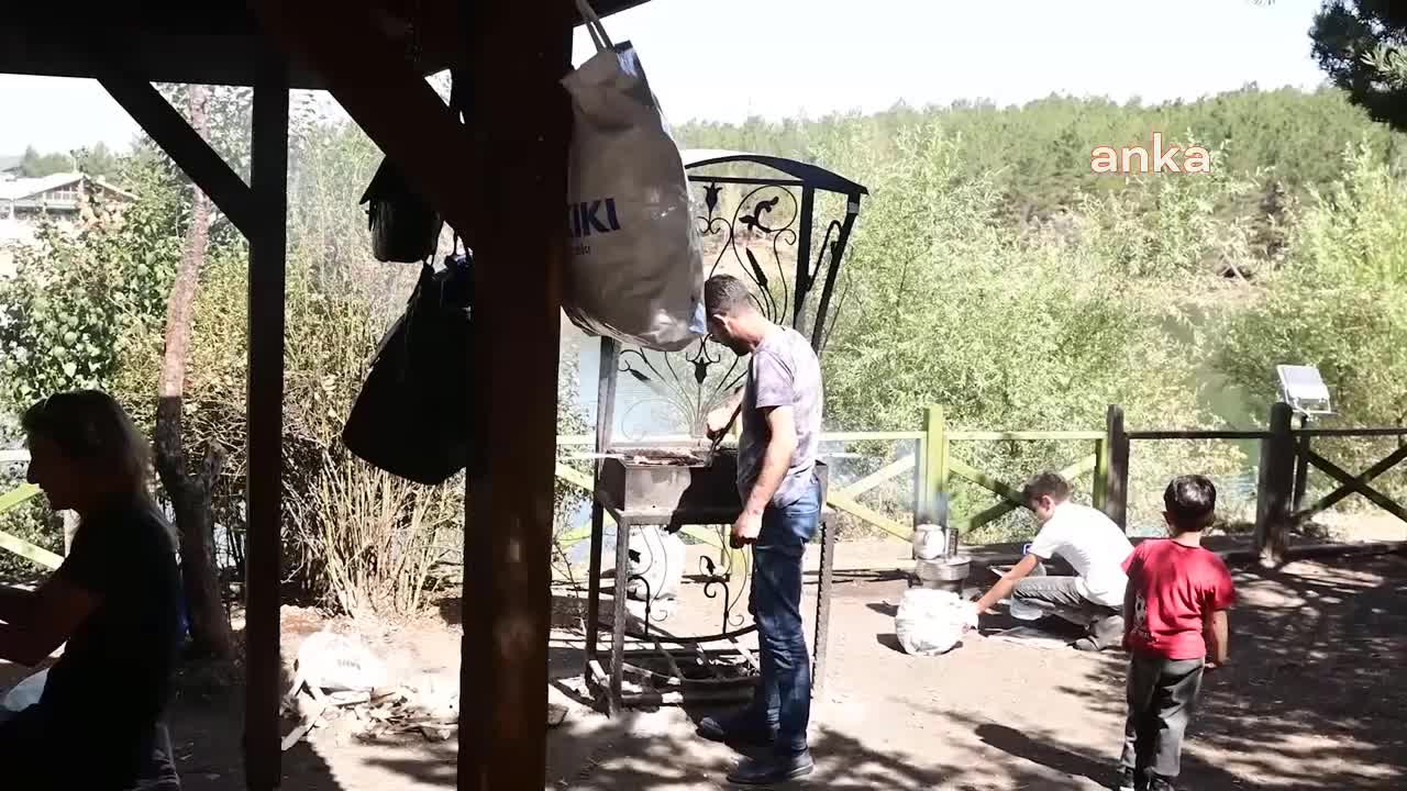YOZGAT ÇAMLIK MİLLİ PARKI’NDA ‘ÇÖP TOPLAMA’ ETKİNLİĞİ YAPILDI