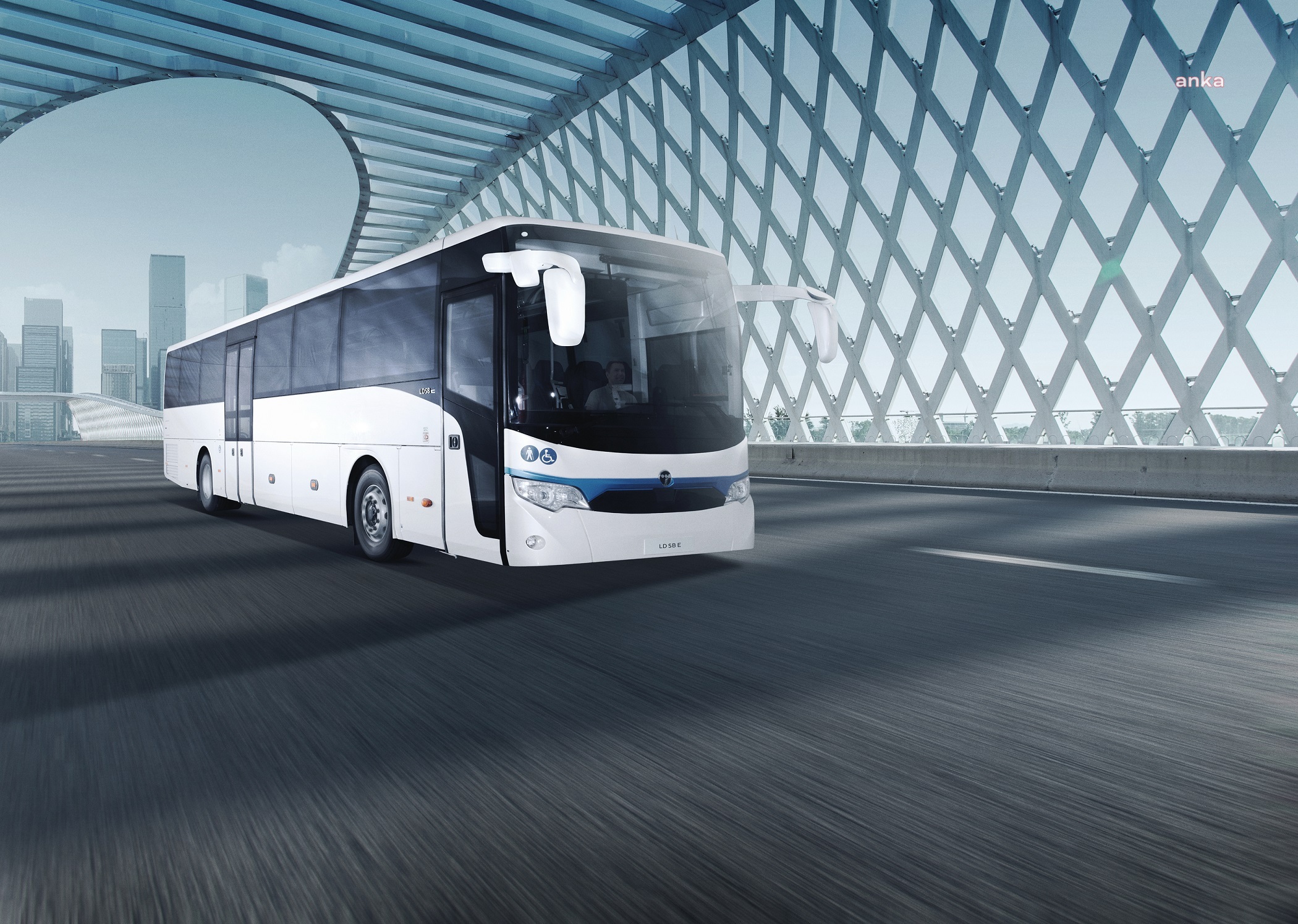 TEMSA’DAN AVRUPA’NIN İLK ELEKTRİKLİ ŞEHİRLERARASI OTOBÜSÜ