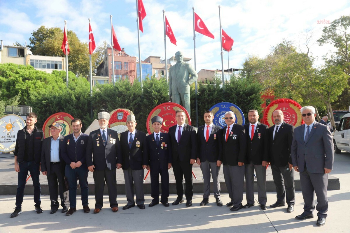 GAZİLER GÜNÜ DOLAYISI İLE KARTAL'DA ATATÜRK ANITI’NA ÇELENK SUNULDU