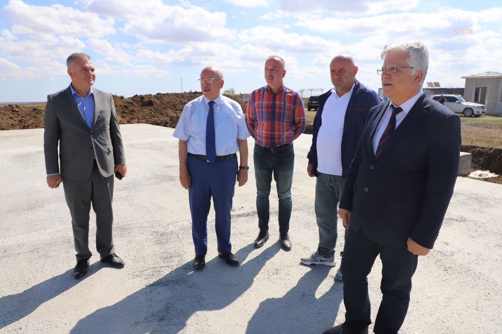 TEKİRDAĞ BÜYÜKŞEHİR BELEDİYE BAŞKANI ALBAYRAK, SÜLEYMANPAŞA SAHİPSİZ HAYVAN GEÇİCİ BAKIMEVİ İNŞAATINI İNCELEDİ