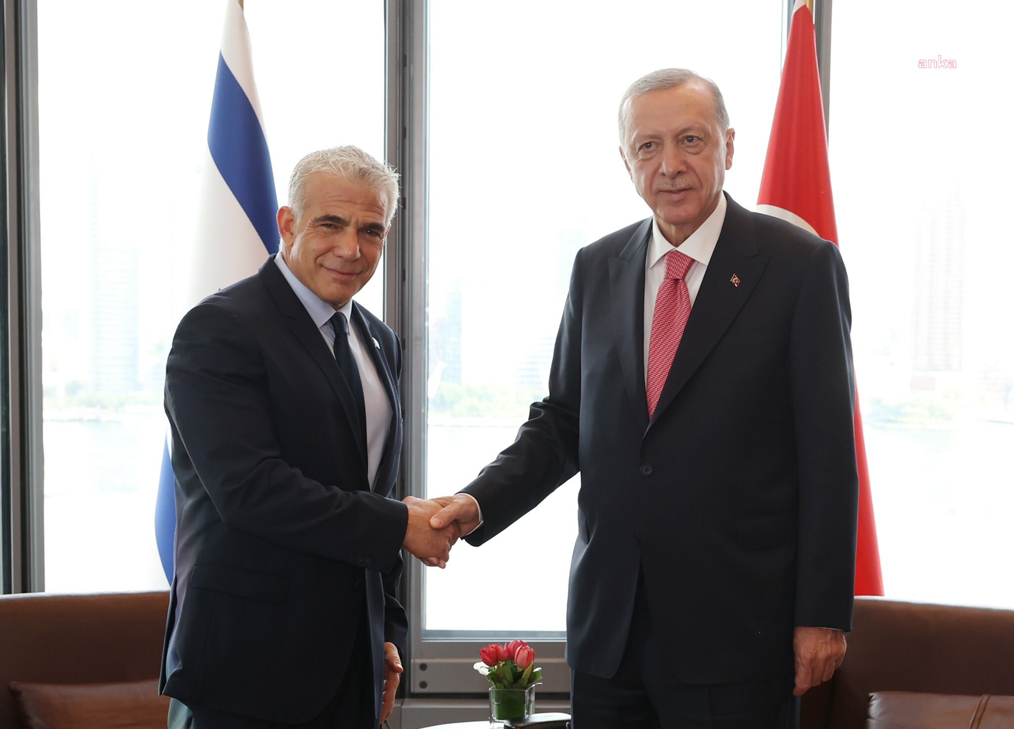 CUMHURBAŞKANI ERDOĞAN, İSRAİL BAŞBAKANI LAPİD İLE GÖRÜŞTÜ