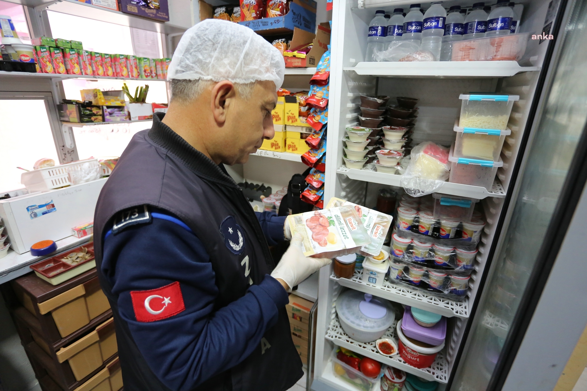 ODUNPAZARI ZABITASINDAN OKUL KANTİNLERİNE DENETİM