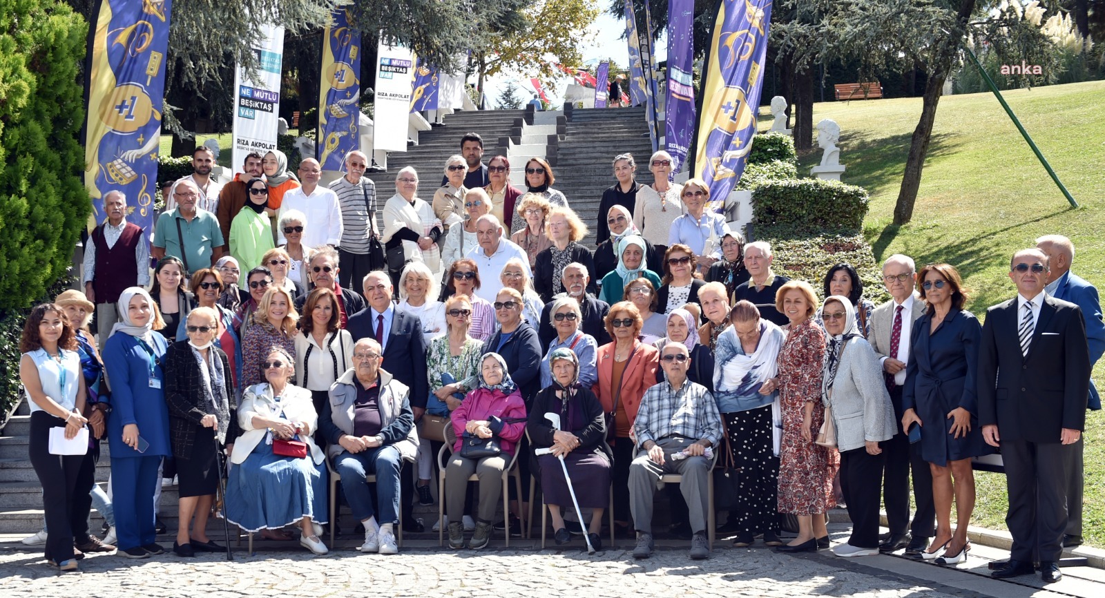 DÜNYA ALZHEIMER GÜNÜ’NDE BEŞİKTAŞ BELEDİYESİ'NDEN FARKINDALIK ETKİNLİĞİ