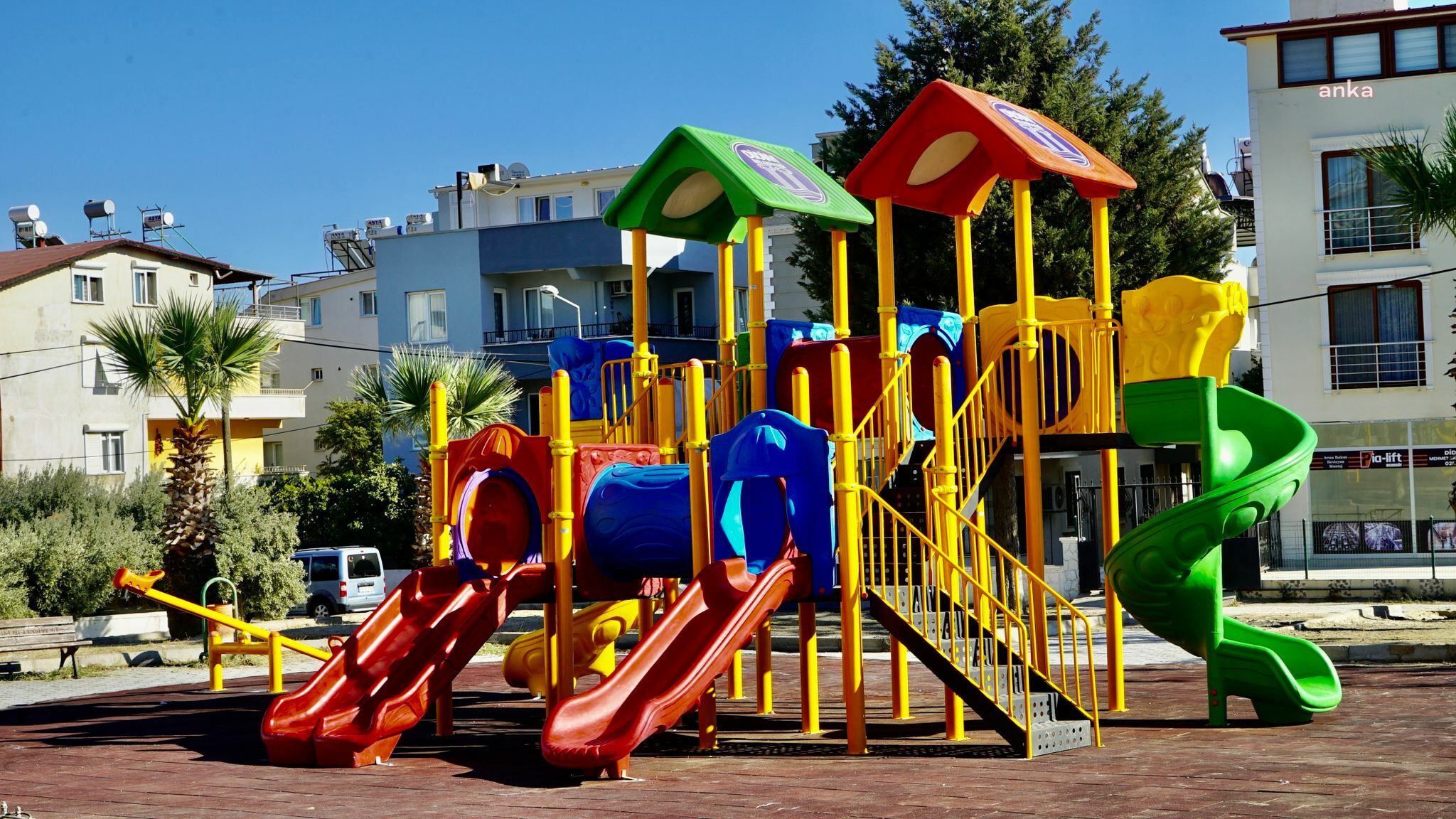 DİDİM BELEDİYE BAŞKANI ATABAY, PARKLARININ YENİLENMESİNİ İSTEYEN ÇOCUKLARIN TALEBİNİ KARŞILIKSIZ BIRAKMADI