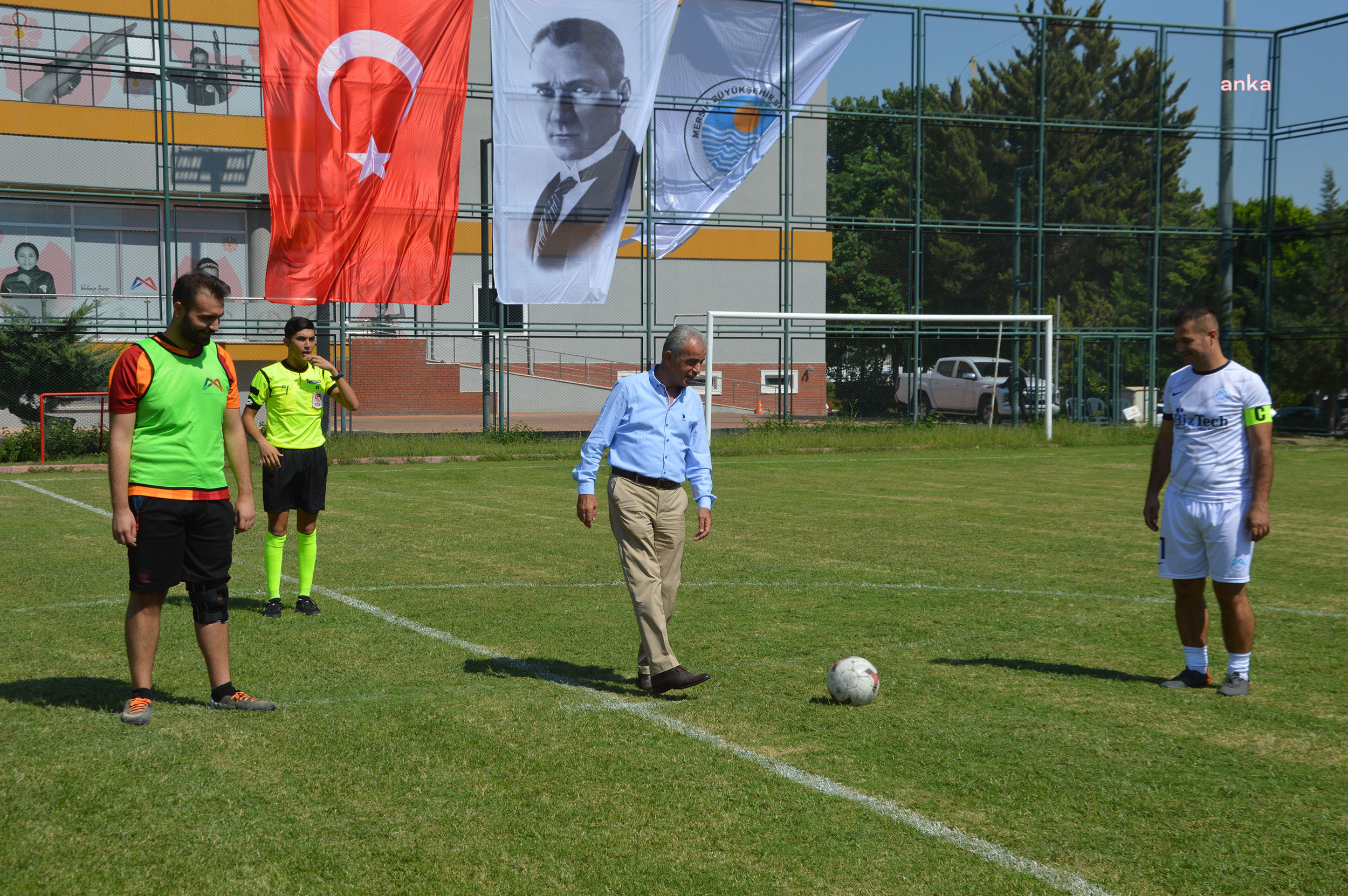 MERSİN BÜYÜKŞEHİR BELEDİYESİ’NİN SPOR ETKİNLİKLERİ FUTBOL TURNUVALARIYLA BAŞLADI
