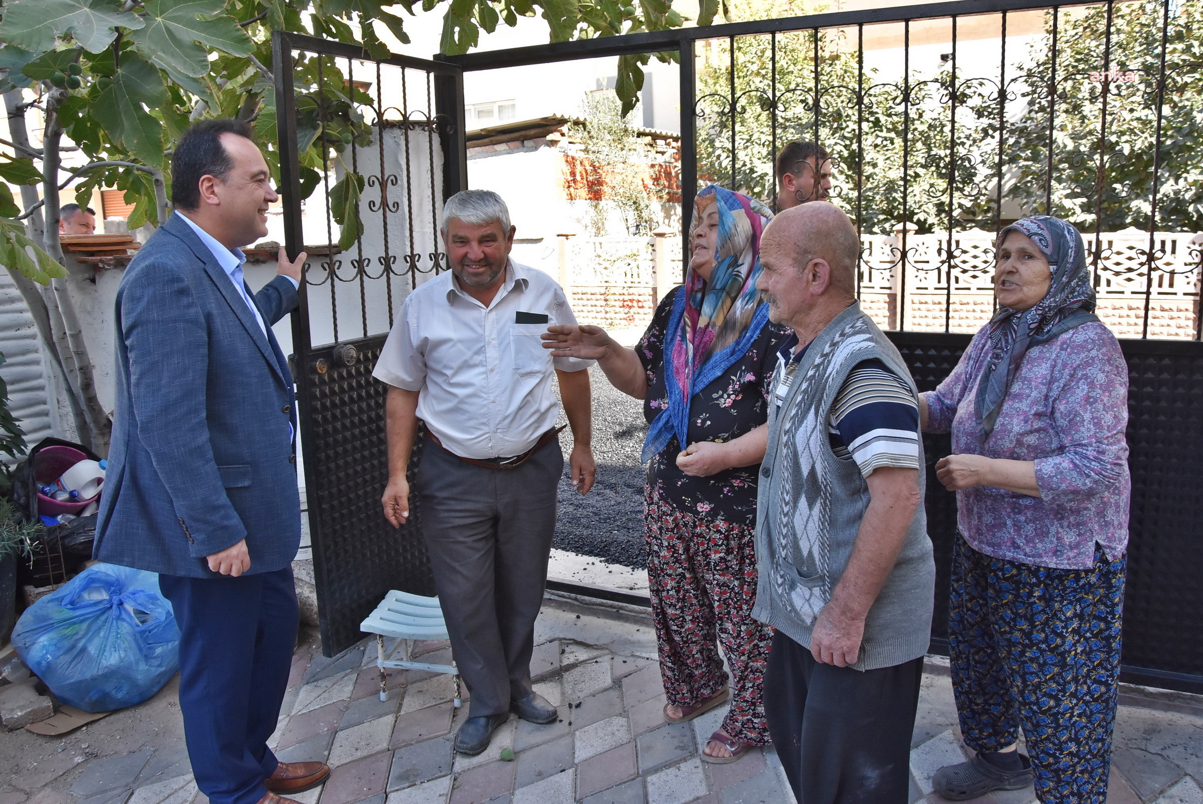 AKHİSAR BELEDİYESİ, ASFALT ÇALIŞMALARINA HIZ VERDİ