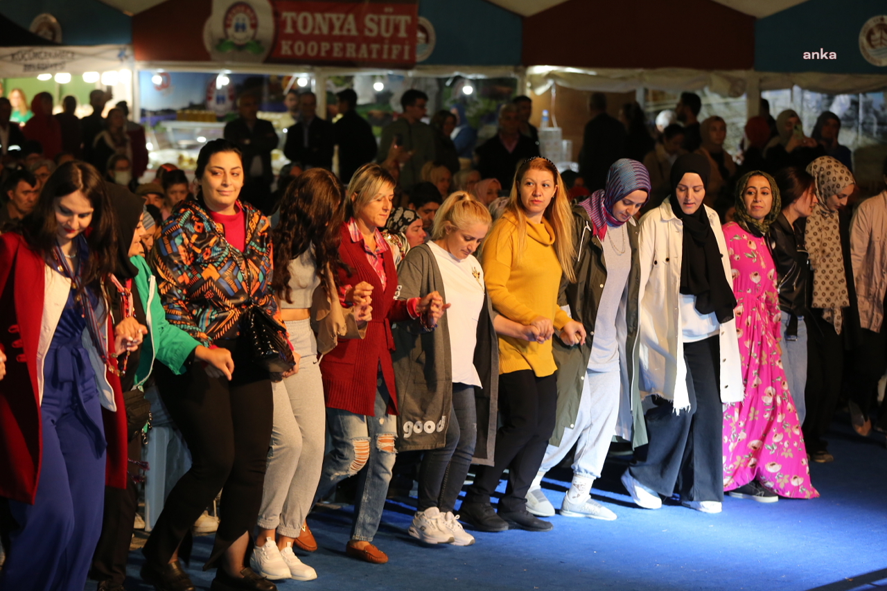 KÜÇÜKÇEKMECE’DEKİ 'TRABZON GÜNLERİ', BİNLERCE İSTANBULLU'YU AĞIRLADI