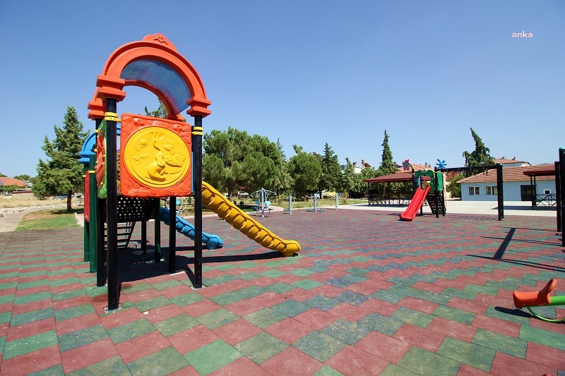 HONAZ'DA YEŞİL ALAN VE PARK YAPIM ÇALIŞMALARI HIZLANDI