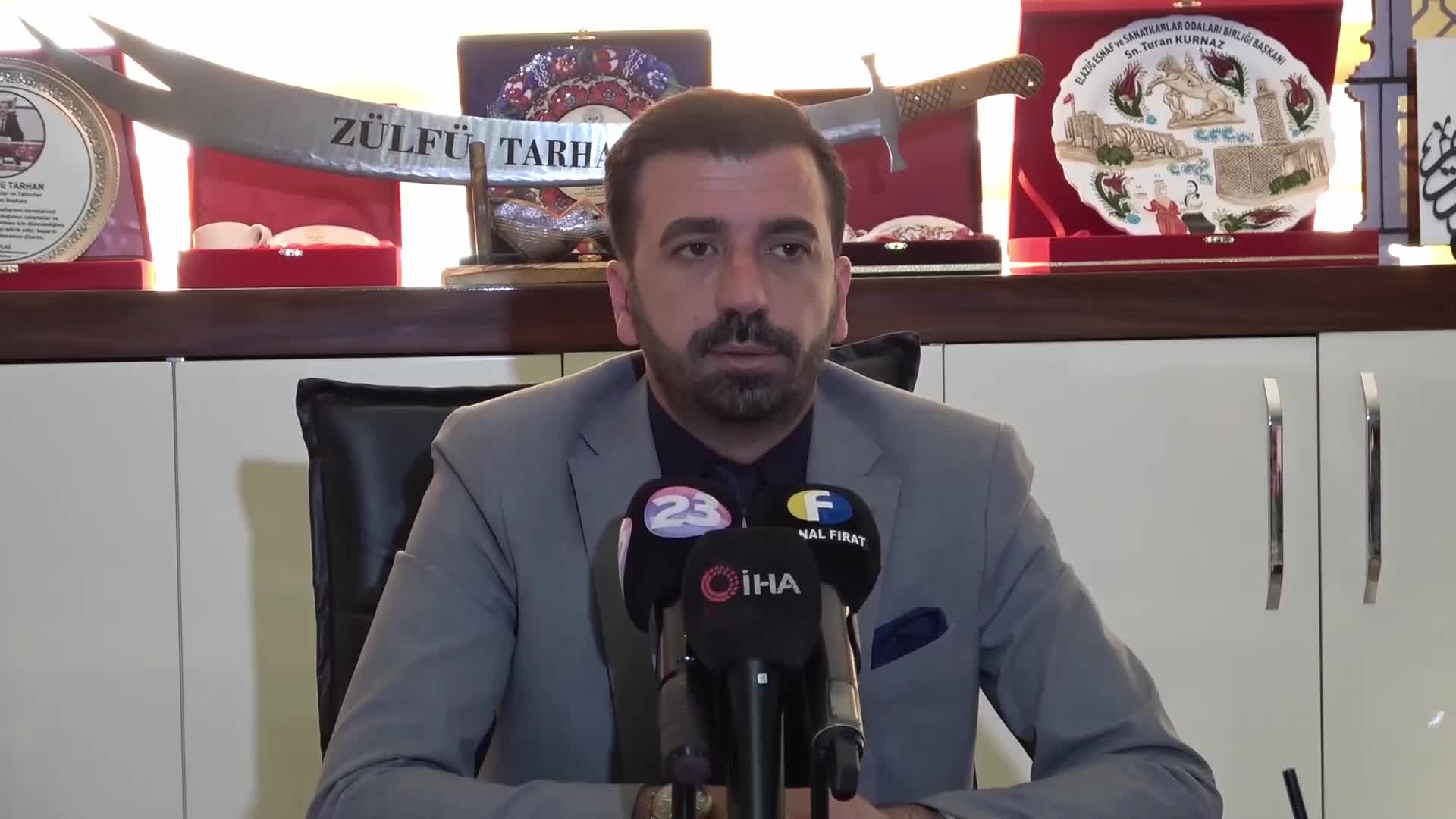 ELAZIĞ TATLICILAR ODASI BAŞKANI TARHAN, İREM DERİCİ'NİN KONSERİNİN İPTAL EDİLMESİYLE İLGİLİ KONUŞTU: "BU MEMLEKET DEPREM GEÇİRDİĞİNDE DE BU DUYARLILIĞI BEKLERDİM"