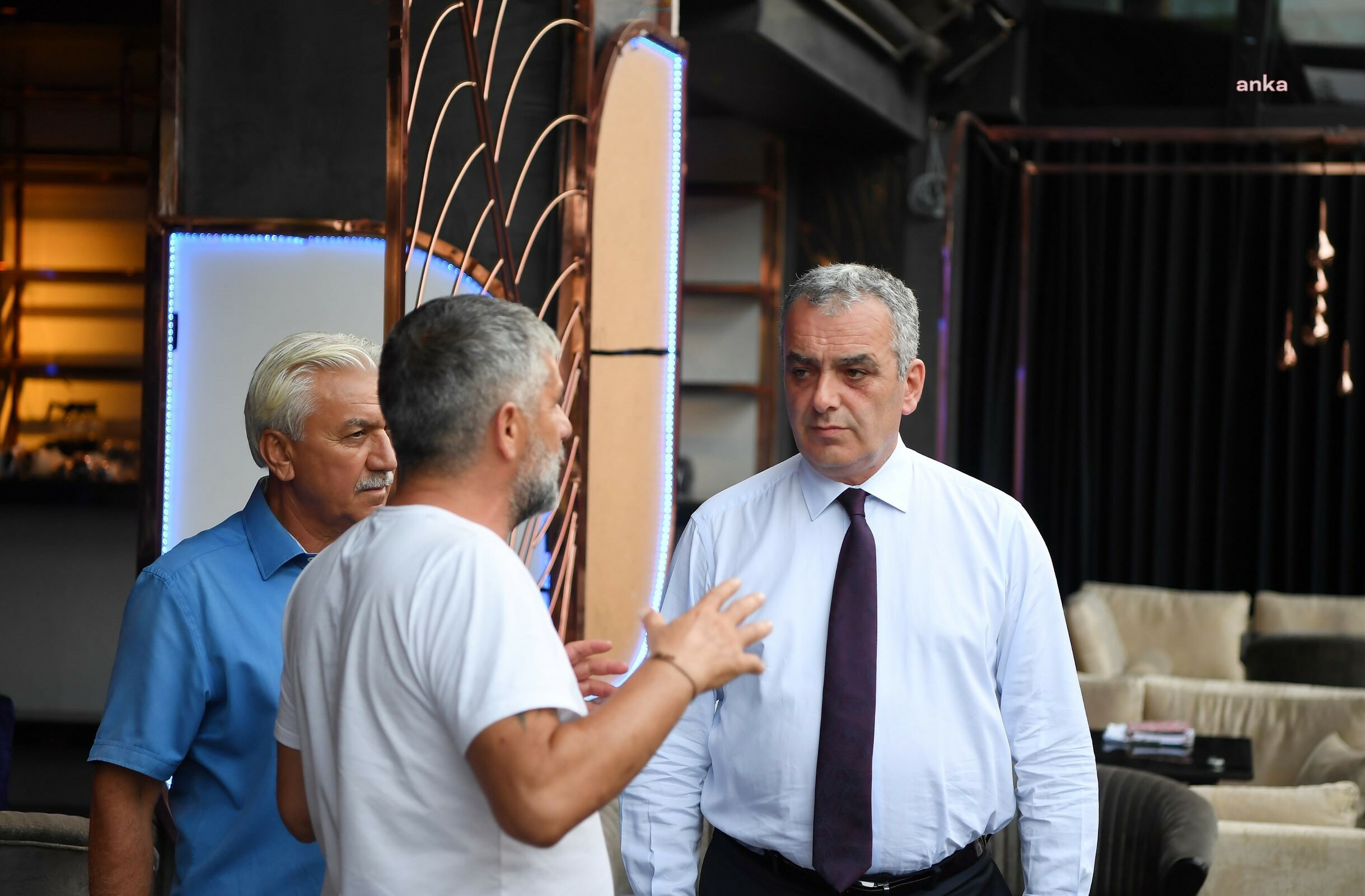 KONYAALTI BELEDİYE BAŞKANI ESEN, ESNAF ZİYARETLERİNE DEVAM EDİYOR