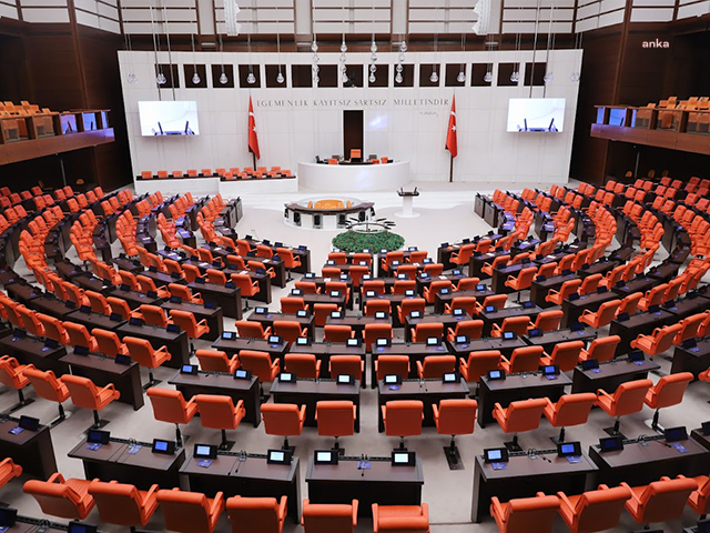 TBMM YENİ YASAMA YILINA YARIN BAŞLIYOR