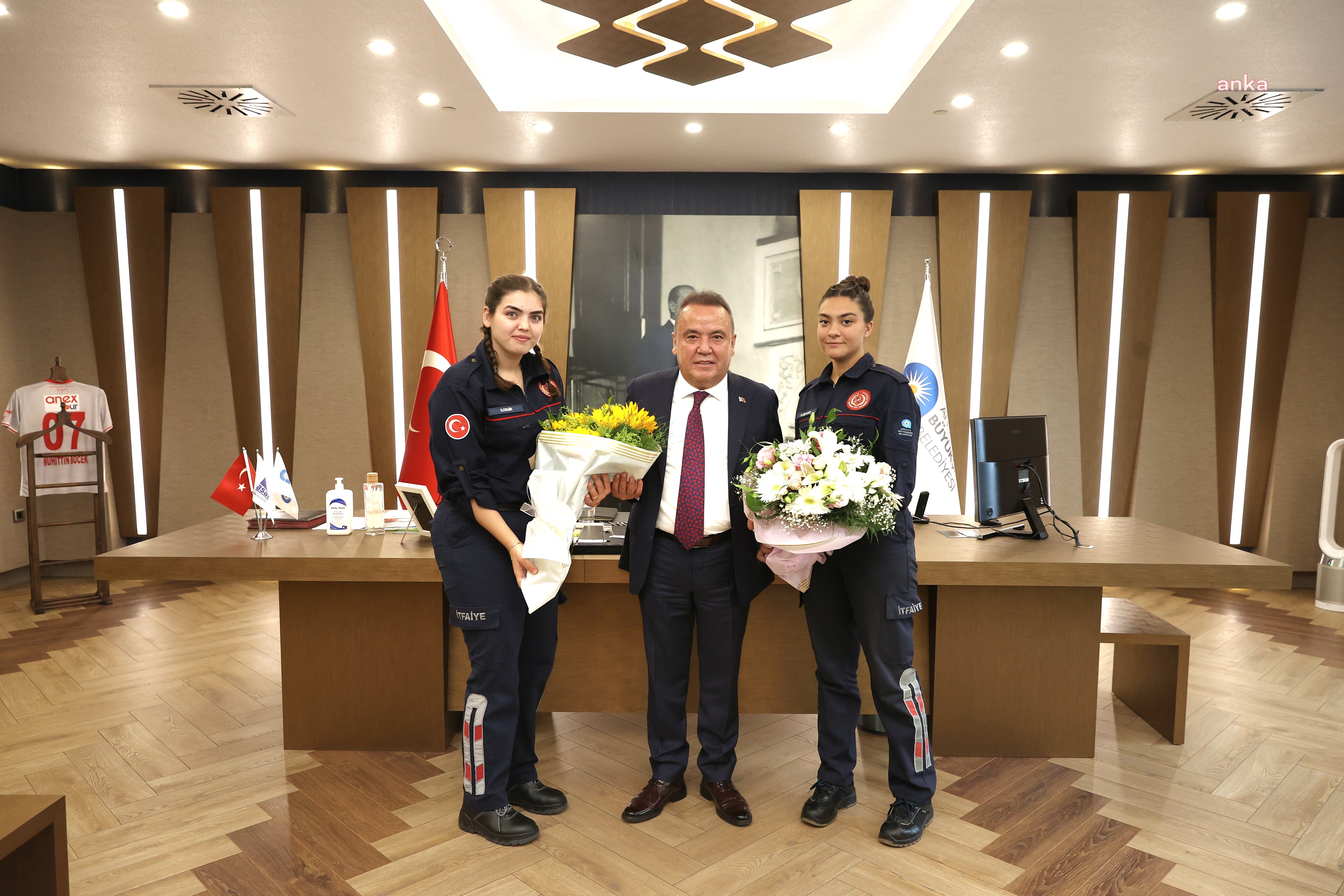 MUHİTTİN BÖCEK, İTFAİYE HAFTASI’NI KUTLADI