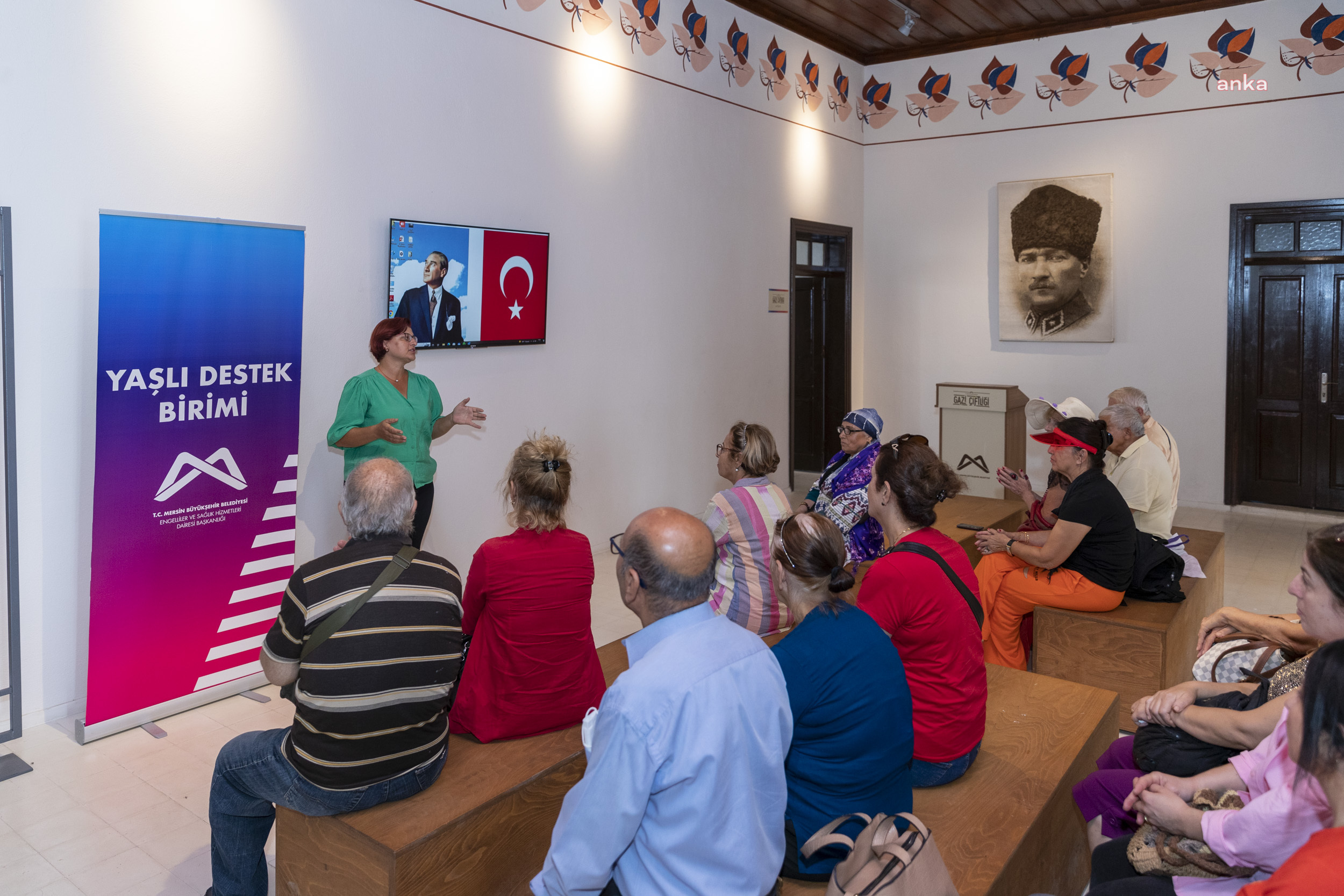 MERSİN BÜYÜKŞEHİR, ‘1 EKİM DÜNYA YAŞLILAR GÜNÜ’NDE GAZİ ÇİFTLİĞİ’NE GEZİ DÜZENLEDİ