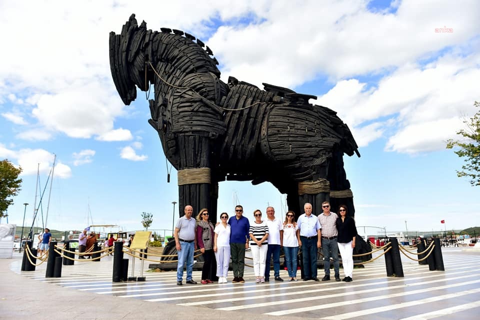 KIRŞEHİR BELEDİYE BAŞKANI EKİCİOĞLU, ÇANAKKALE’DE DÜZENLENEN İL BELEDİYE BAŞKANLARI TOPLANTISI’NA KATILDI