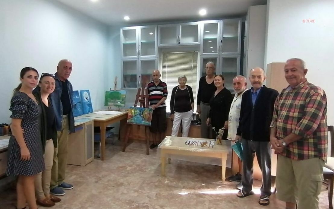 MARMARİS'TE YAŞLILAR GÜNÜNDE HUZUREVİ SAKİNLERİ YALNIZ BIRAKILMADI