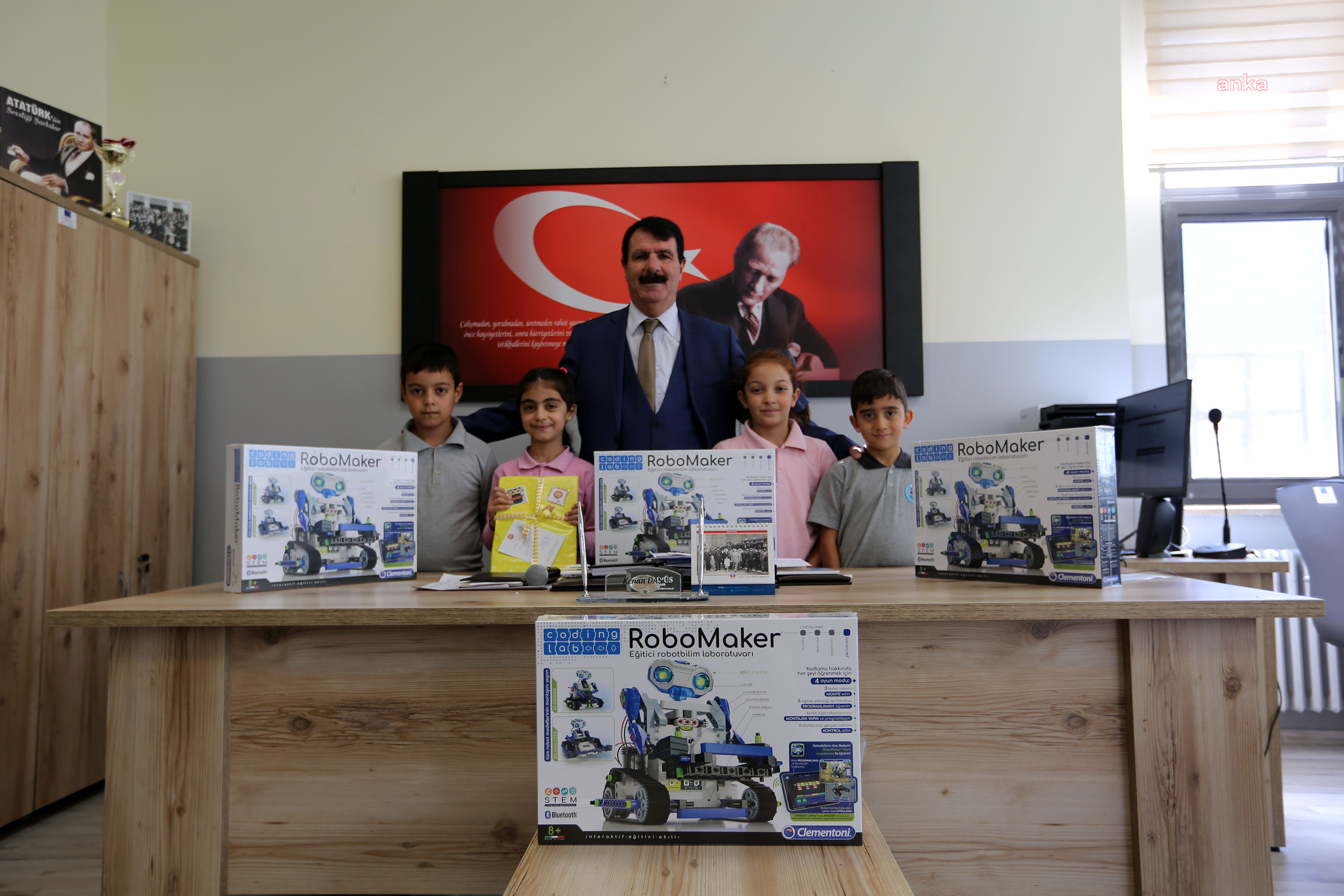 YENİMAHALLELİ ÇOCUKLARDAN GERİ DÖNÜŞÜME DESTEK