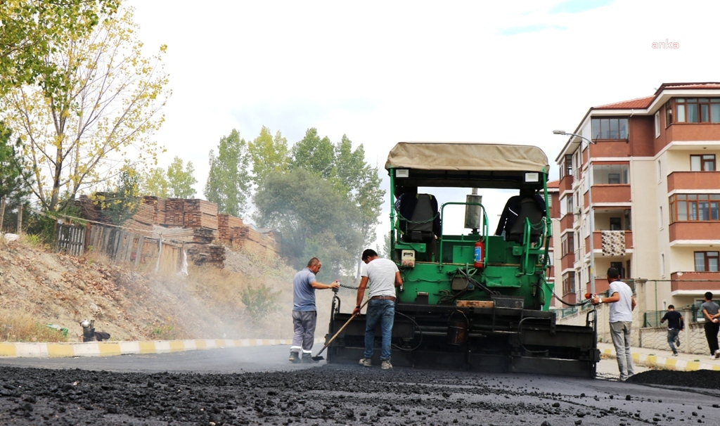 SAFRANBOLU BELEDİYESİ YOL ÇALIŞMALARINA HIZ KATTI