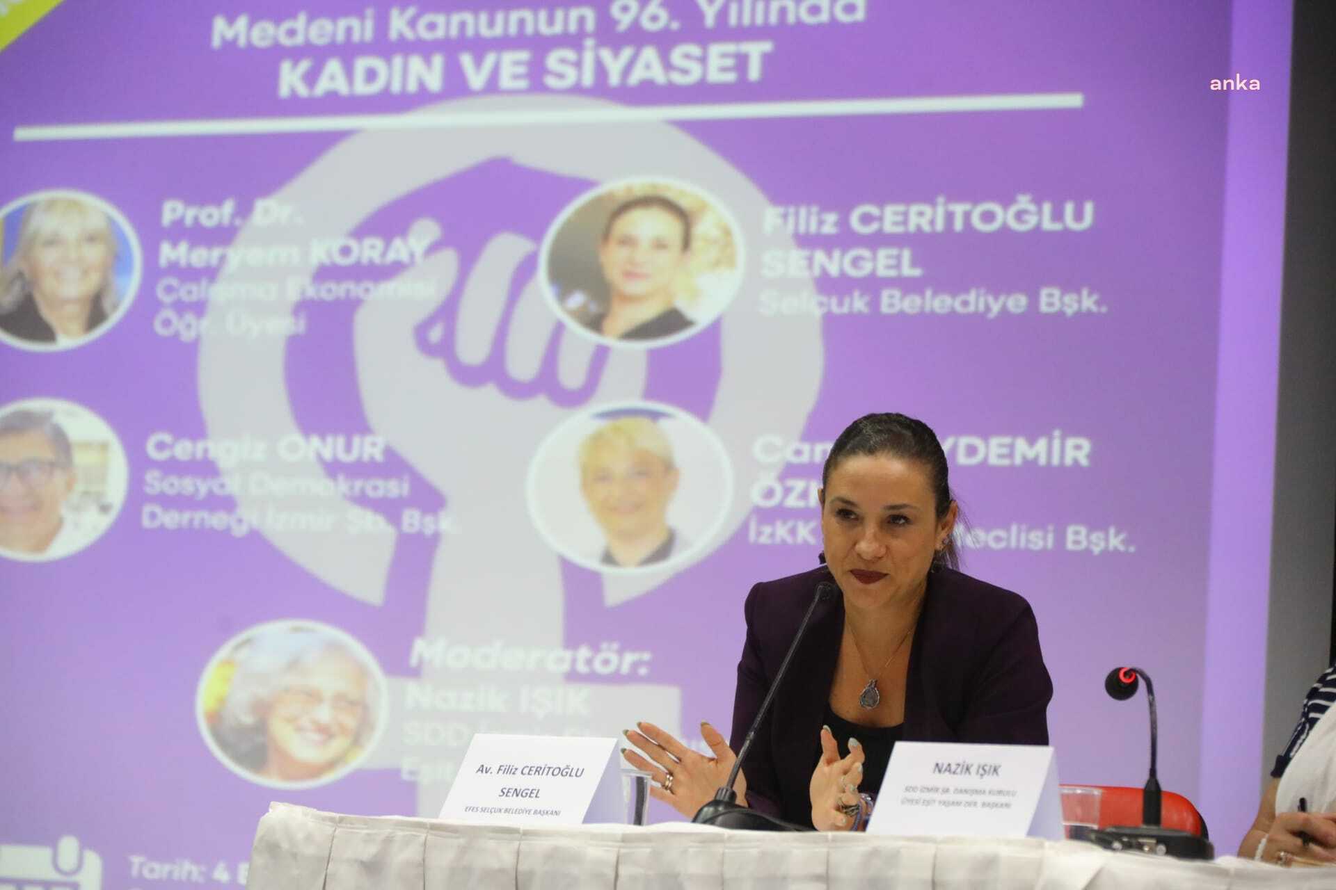 KADINLAR İZMİR’DEN SESLENDİ: "ÖZGÜRLÜKLERİMİZDEN VAZGEÇMİYORUZ"