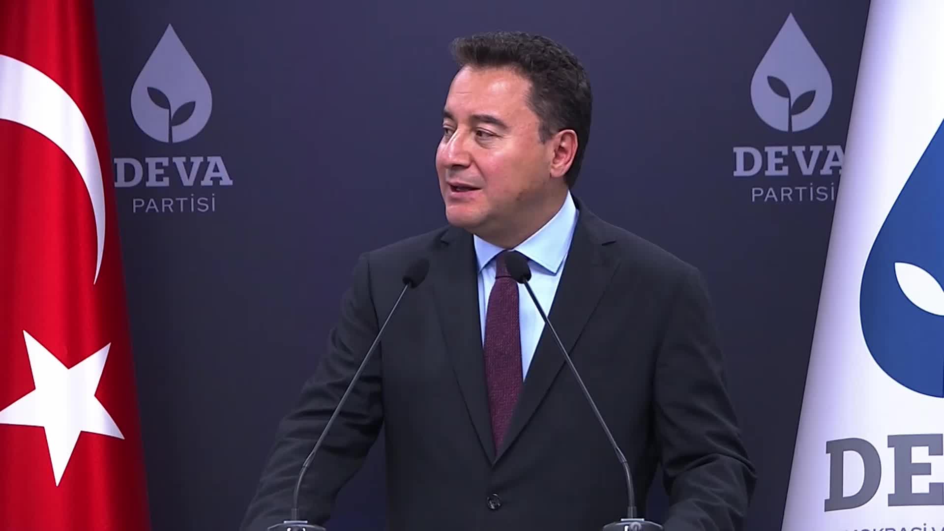 ALİ BABACAN'DAN 'SANSÜR YASASI' TEPKİSİ: "DEZENFORMASYON DEĞİL TAM BİR SANSÜR YASASI. MİLLETİN SESİNİ KESME YASASI”