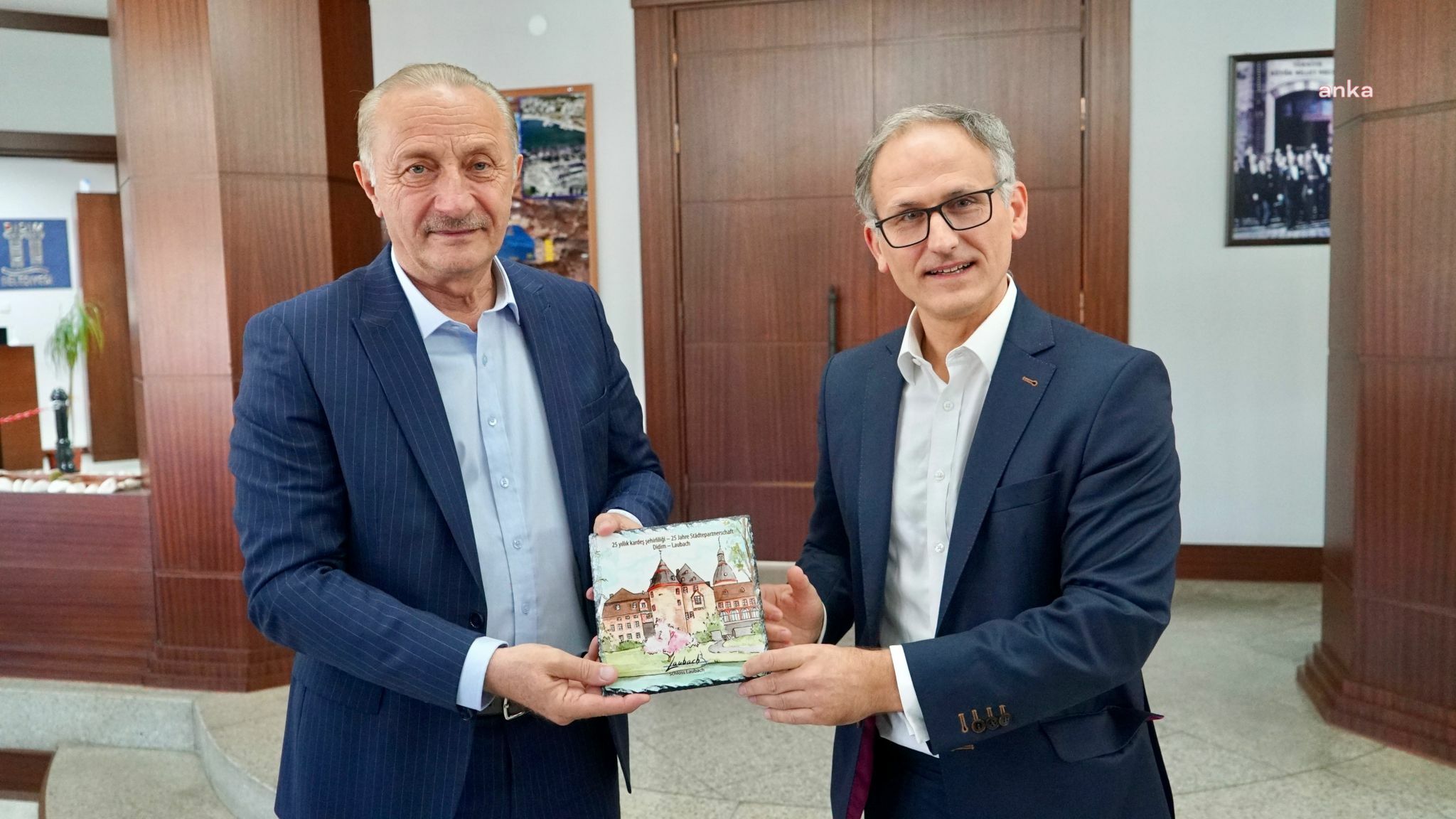 DİDİM BELEDİYE BAŞKANI ATABAY, KARDEŞ ŞEHİR LAUBACH'TAN GELEN MİSAFİRLERİNİ KONUK ETTİ