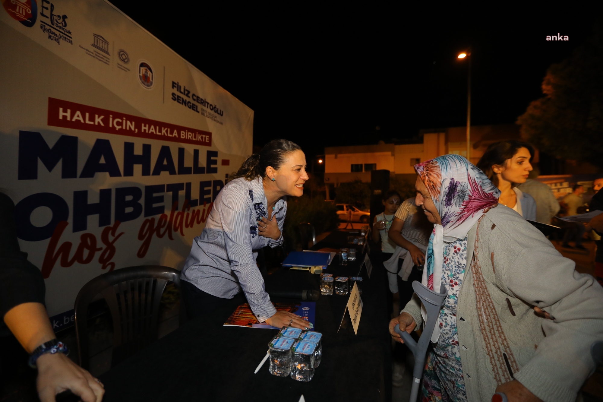 EFES SELÇUK'TA MAHALLE SOHBETLERİ DEVAM EDİYOR