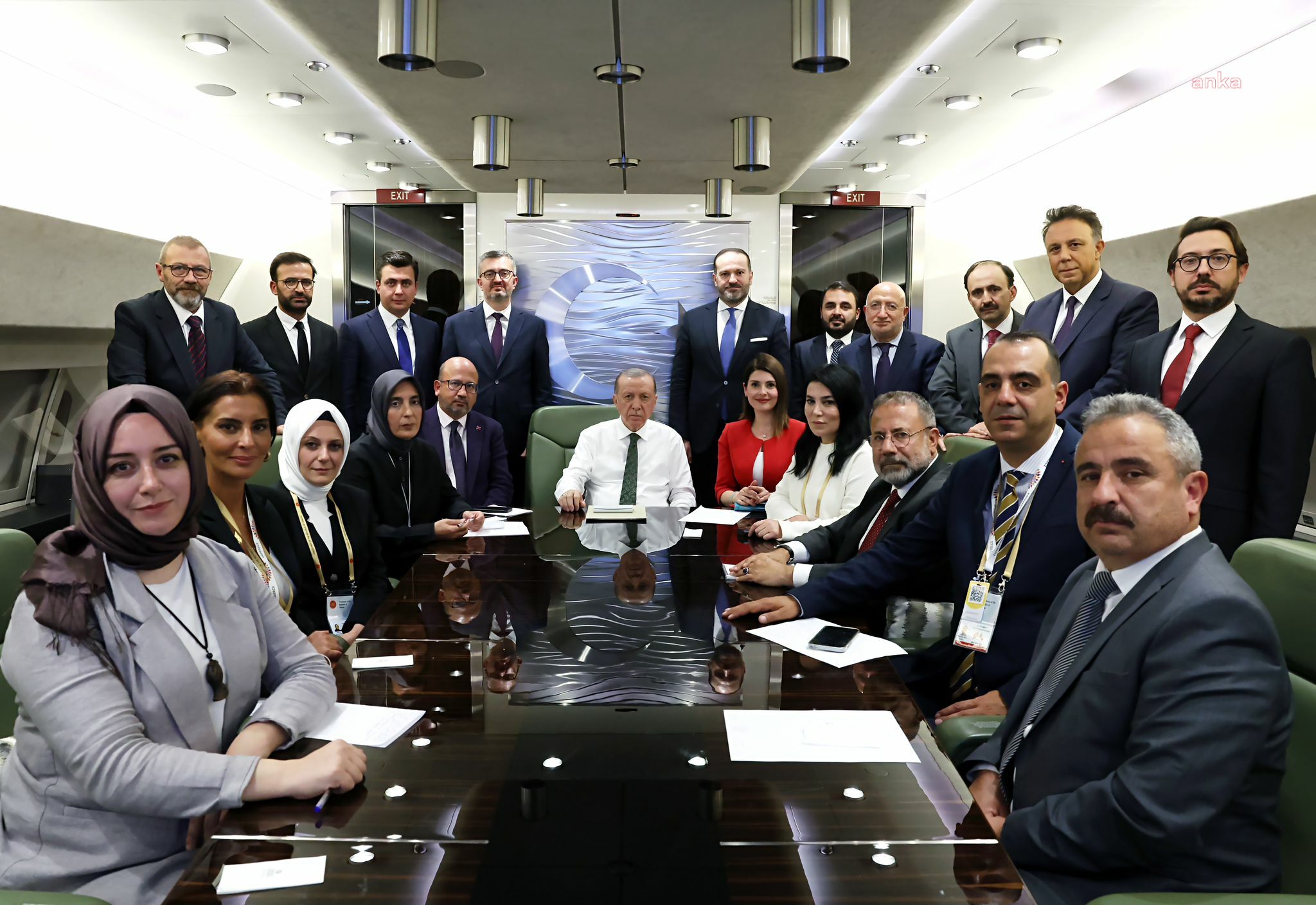 ERDOĞAN’DAN DEZENFORMASYON YASASI YORUMU: “GEREĞİ DE NEYSE ONU DA İNŞALLAH YAPACAĞIZ. YASA BU NOKTADA ZENGİN, GÜÇLÜ BİR YASA”