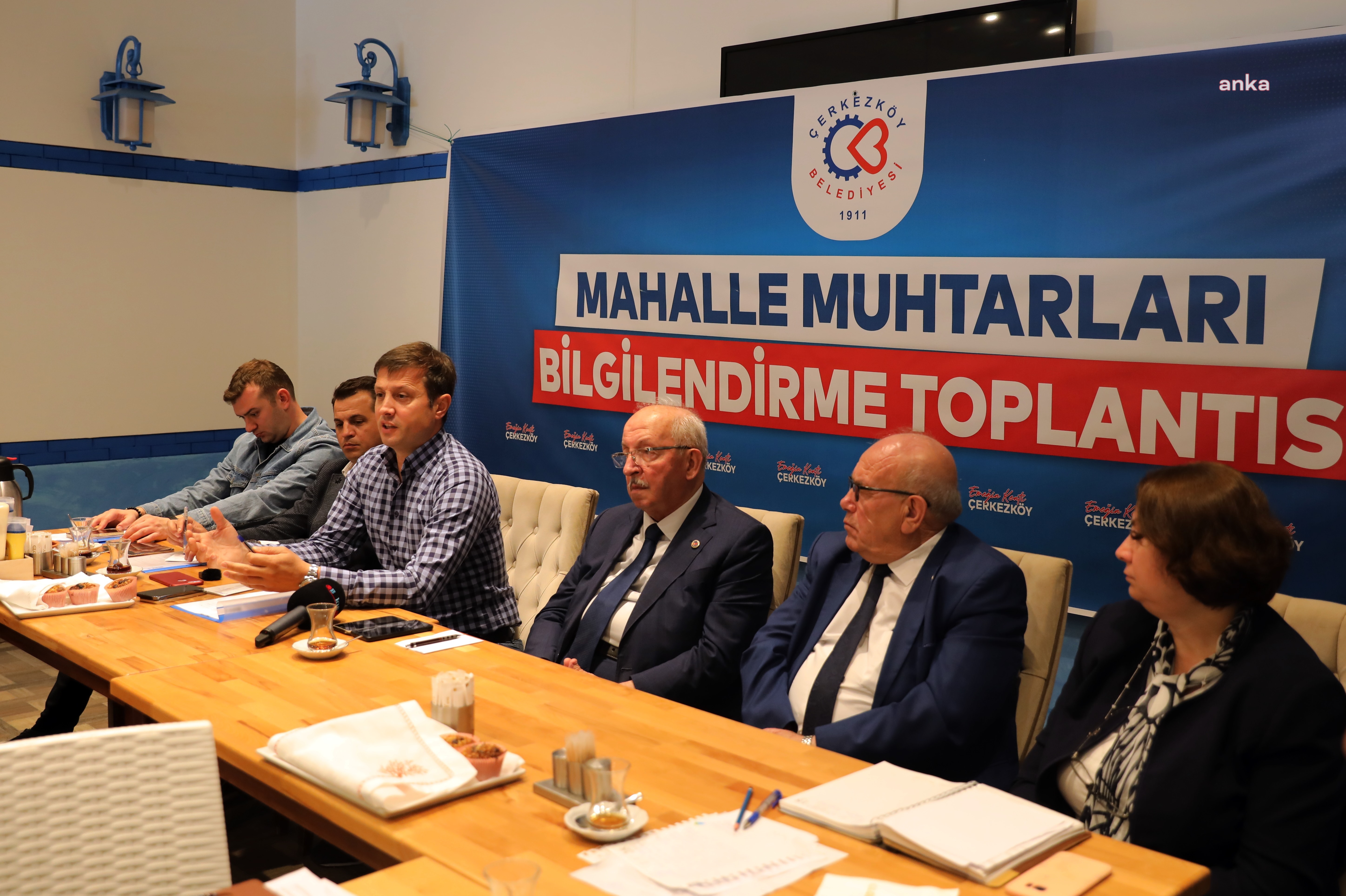 BAŞKAN ALBAYRAK VE BAŞKAN AKAY, MUHTARLARLA BİR ARAYA GELDİ