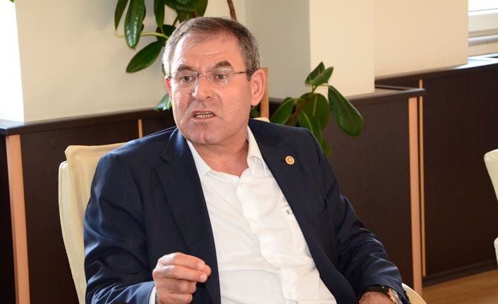 CHP’Lİ ZEYBEK: AKP HALKIN HUKUKA OLAN İNANCINI YERLE YEKSAN ETTİ
