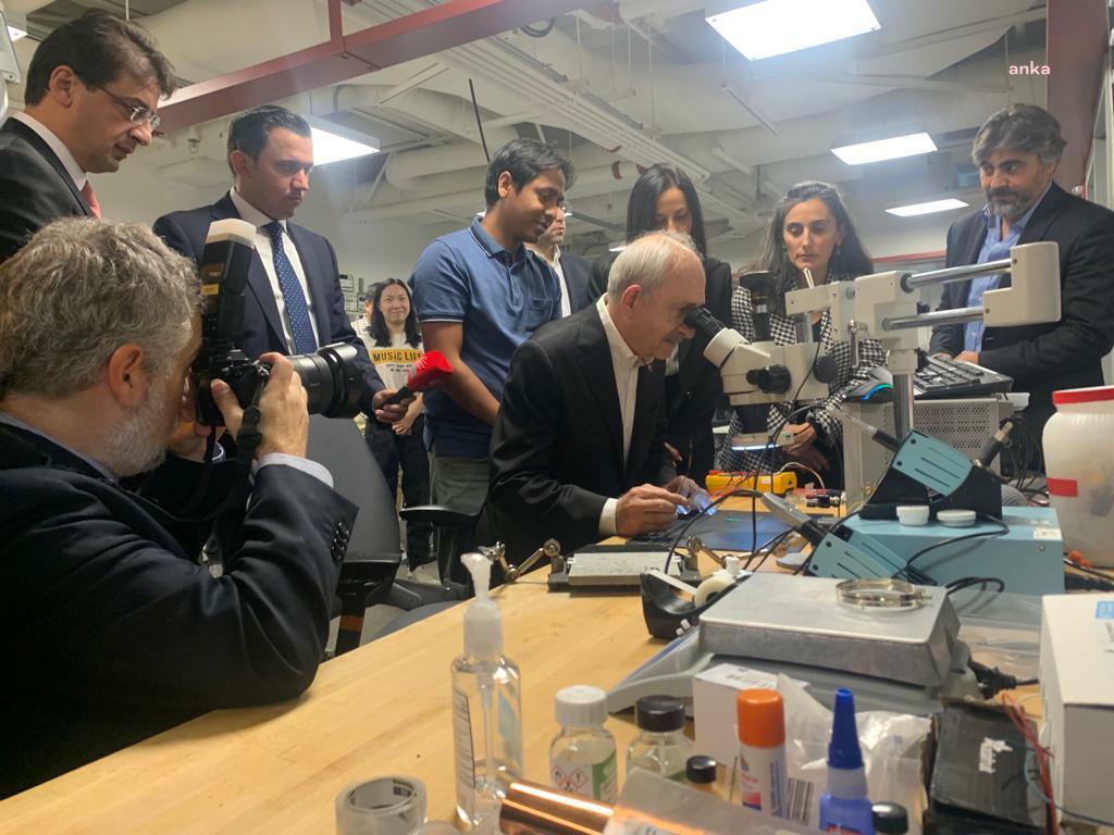 KILIÇDAROĞLU’NUN ABD ZİYARETİ BAŞLADI… ÜNLÜ TÜRK FİZİKÇİ DAĞDEVİREN İLE MASSACHUSETTS TEKNOLOJİ ENSTİTÜSÜ’NDE GELİŞTİRİLEN YENİ TEKNOLOJİLERİ İNCELEDİ