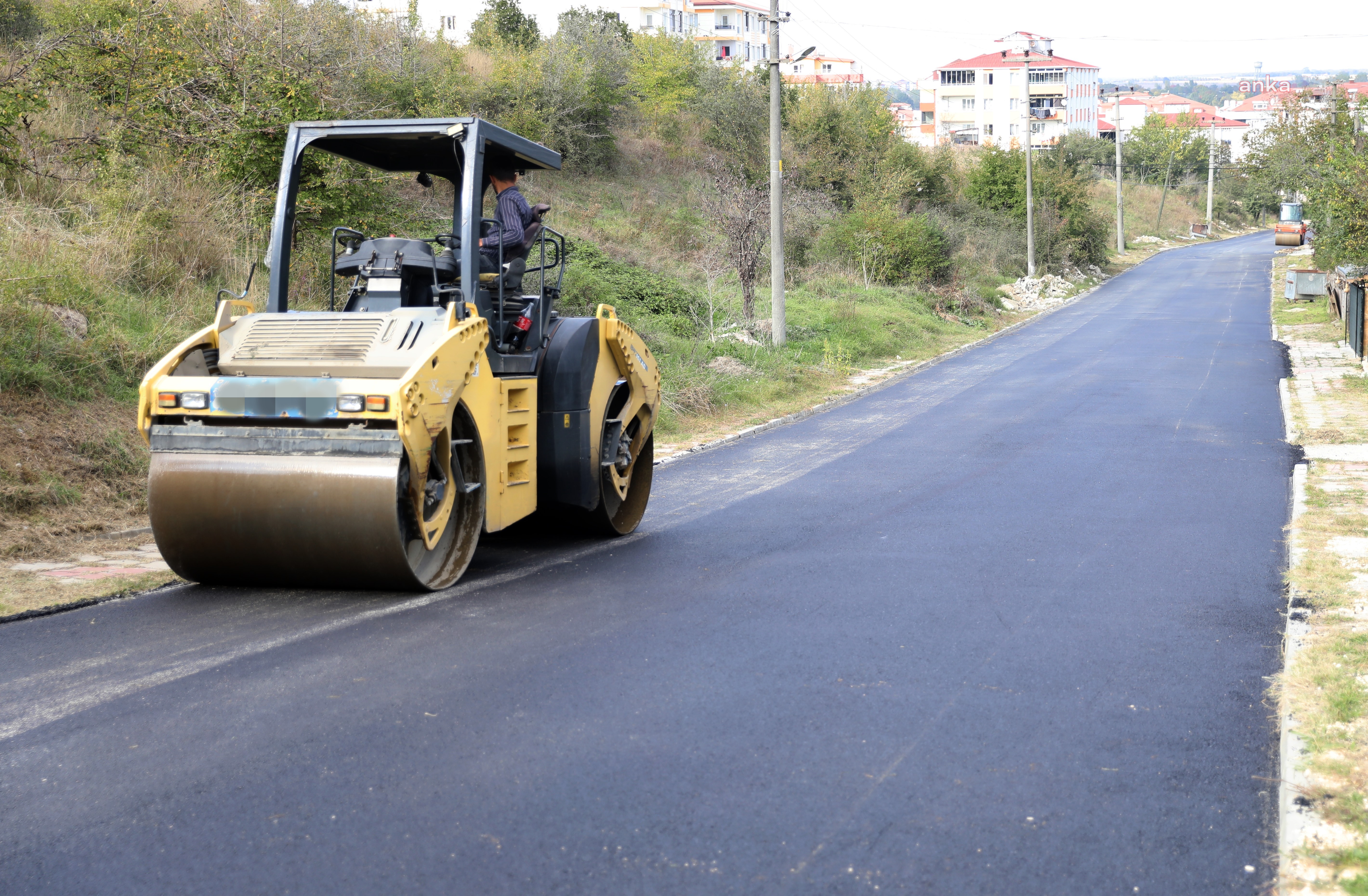ÇERKEZKÖY BELEDİYESİ, SICAK ASFALT ÇALIŞMALARINA DEVAM EDİYOR